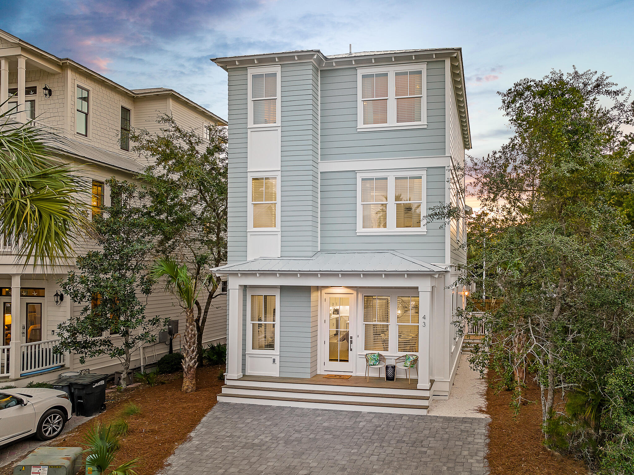 COTTAGES AT SEAGROVE - Residential