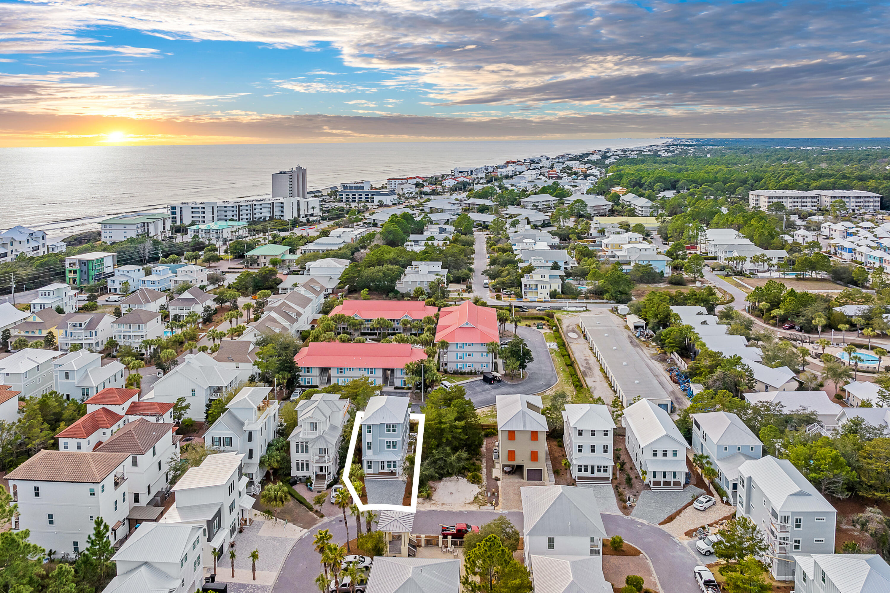 COTTAGES AT SEAGROVE - Residential