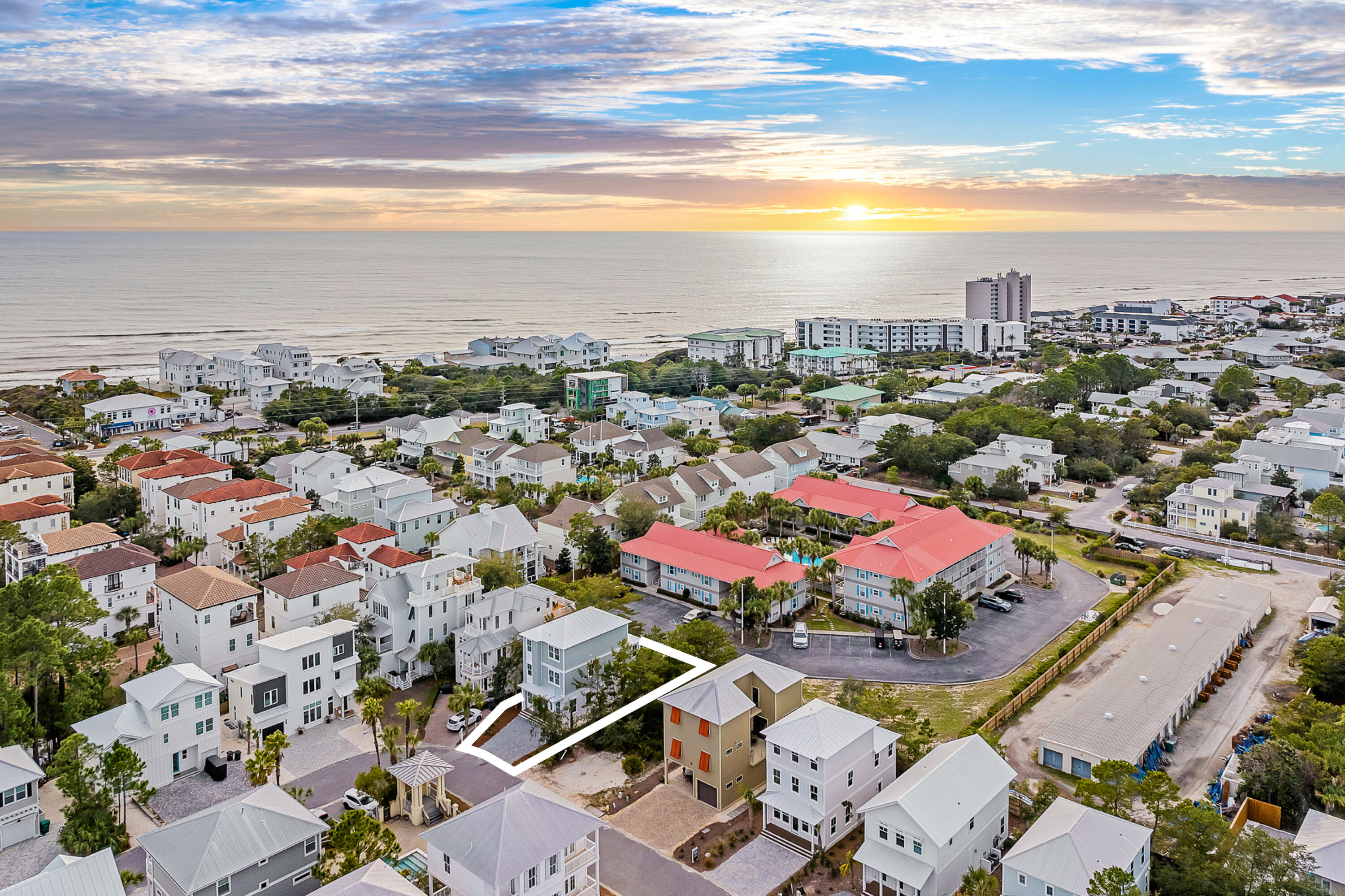 COTTAGES AT SEAGROVE - Residential