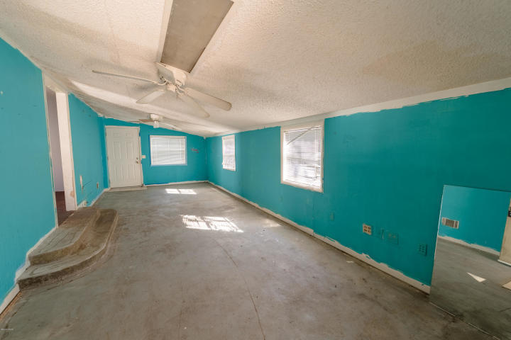 Laguna Beach Estates 7th Add - Residential