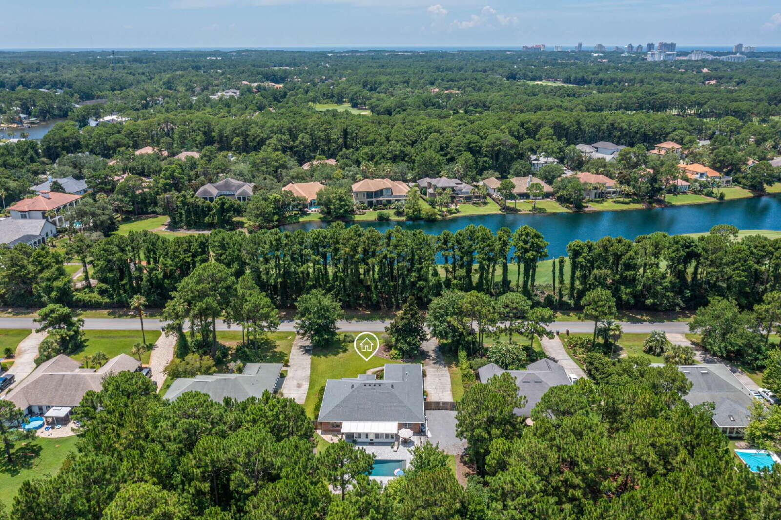 DRIFTWOOD ESTATES - Residential Lease