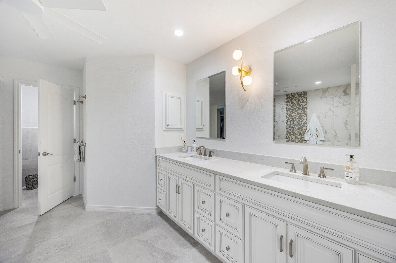 DRIFTWOOD ESTATES - Residential Lease