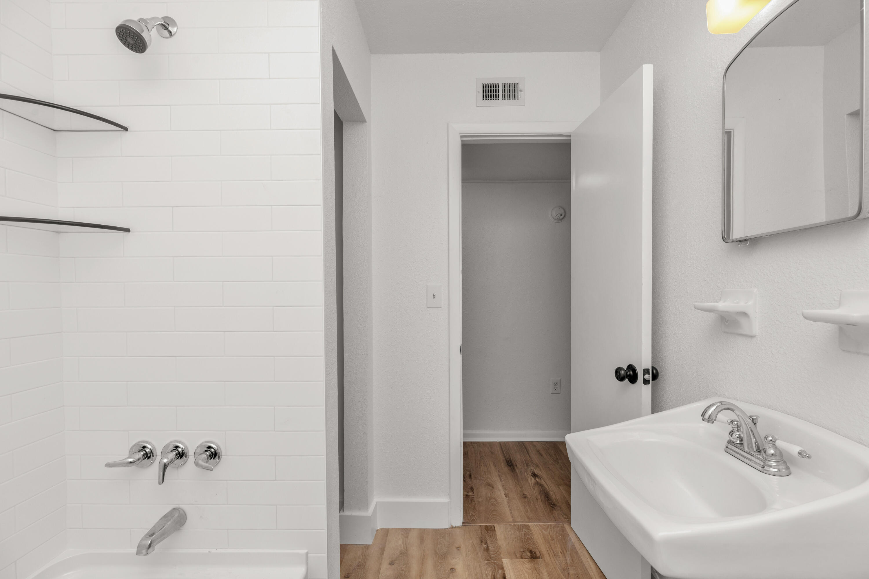 GARNIERS ADDS - Residential