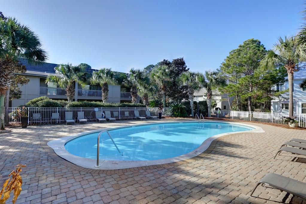 CASSINE GARDENS T/H PH 2 - Residential