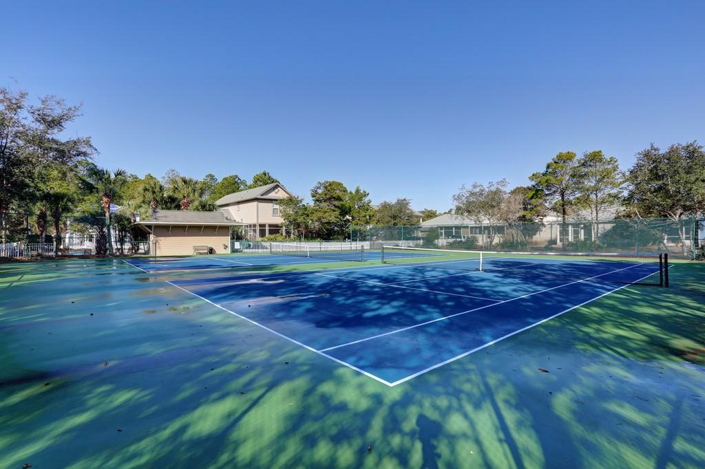 CASSINE GARDENS T/H PH 2 - Residential