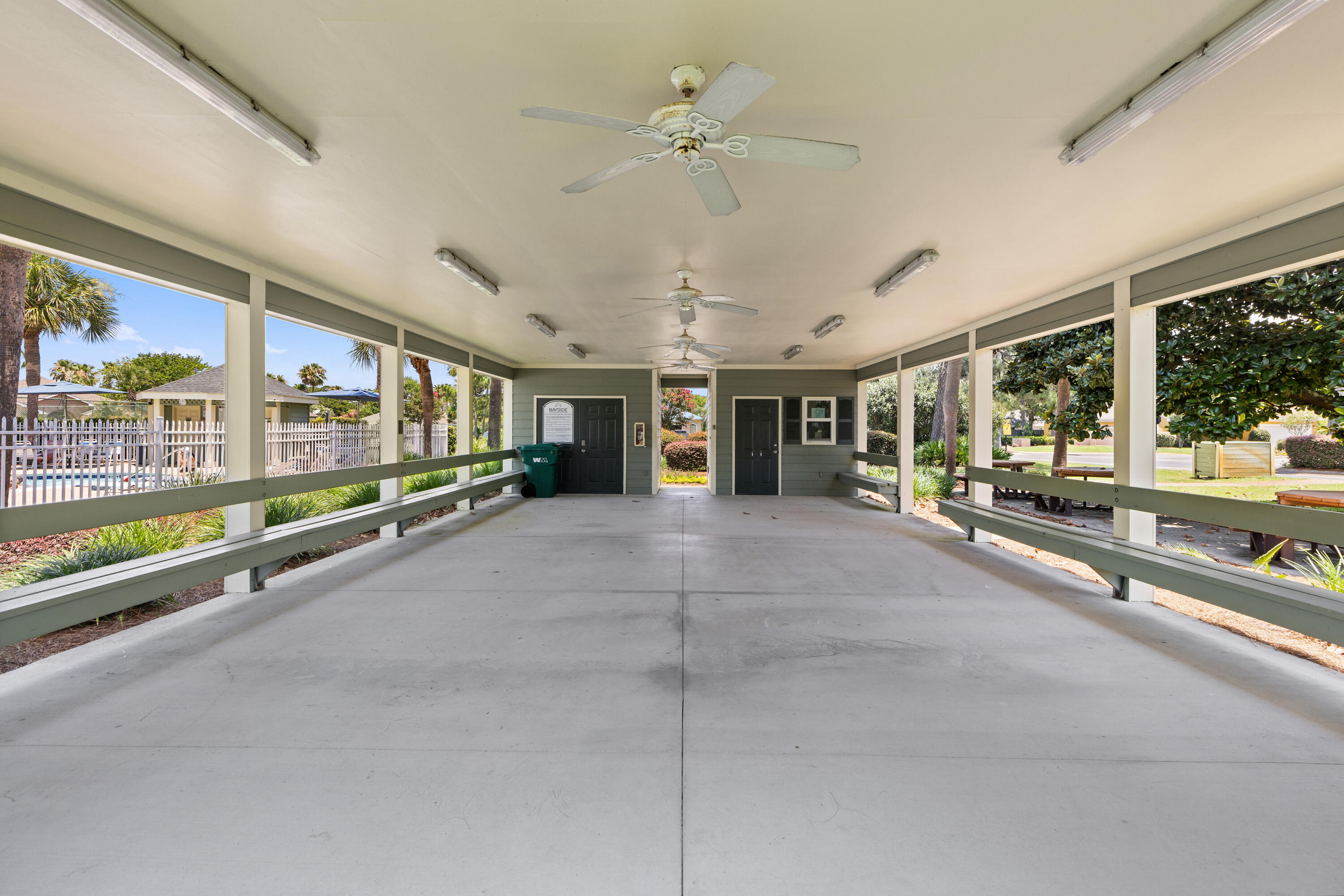 BAYSIDE - Residential
