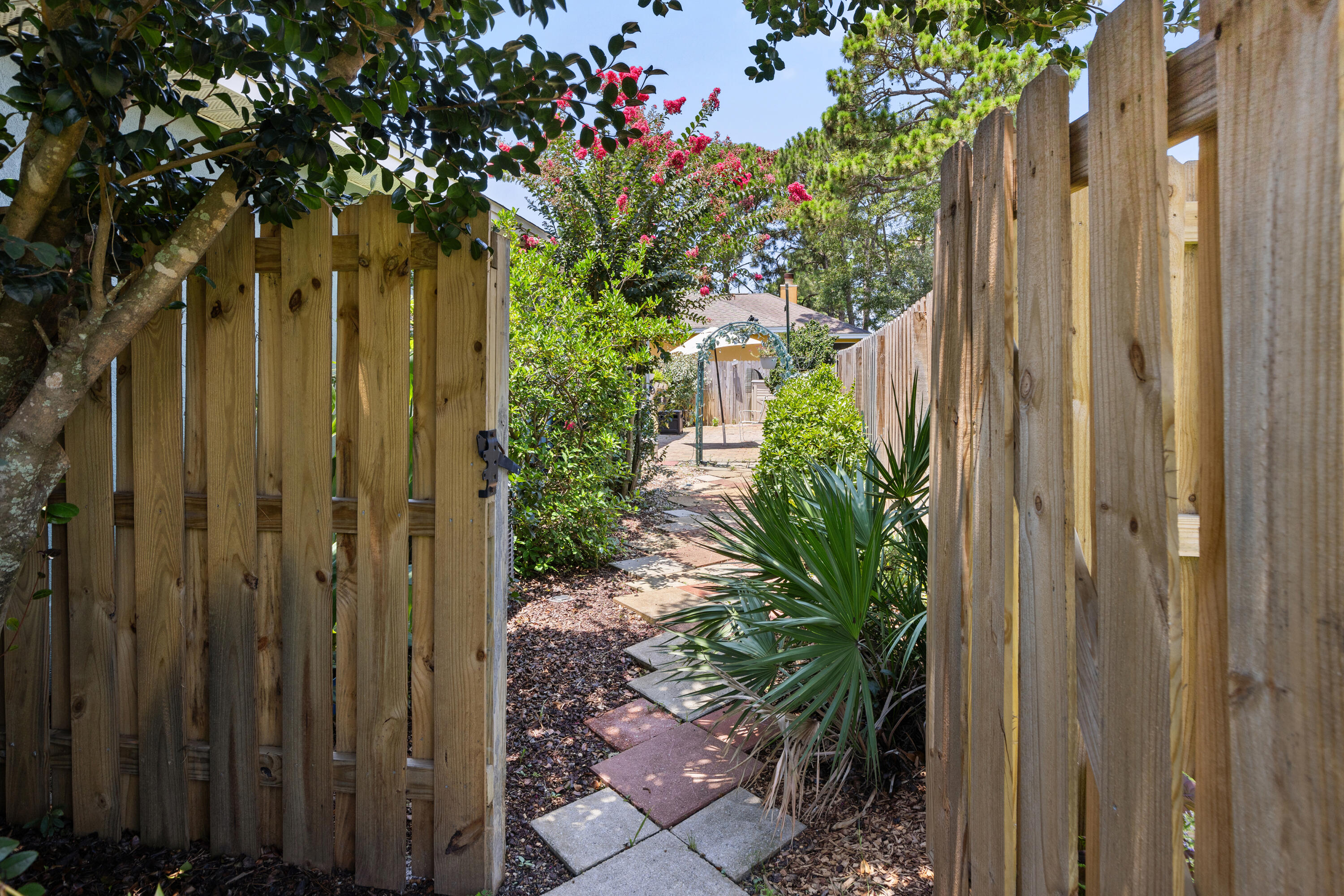 BAYSIDE - Residential