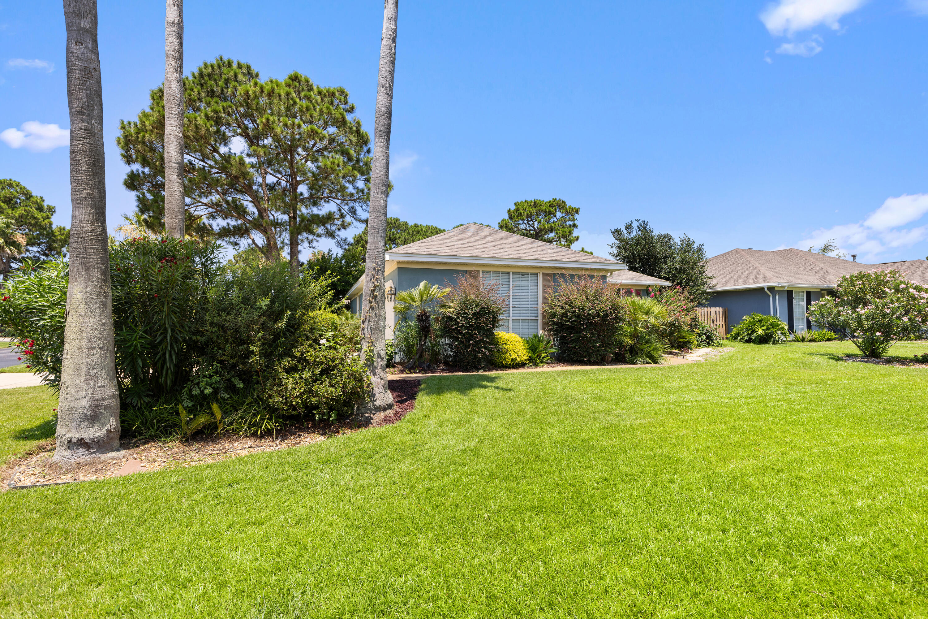BAYSIDE - Residential