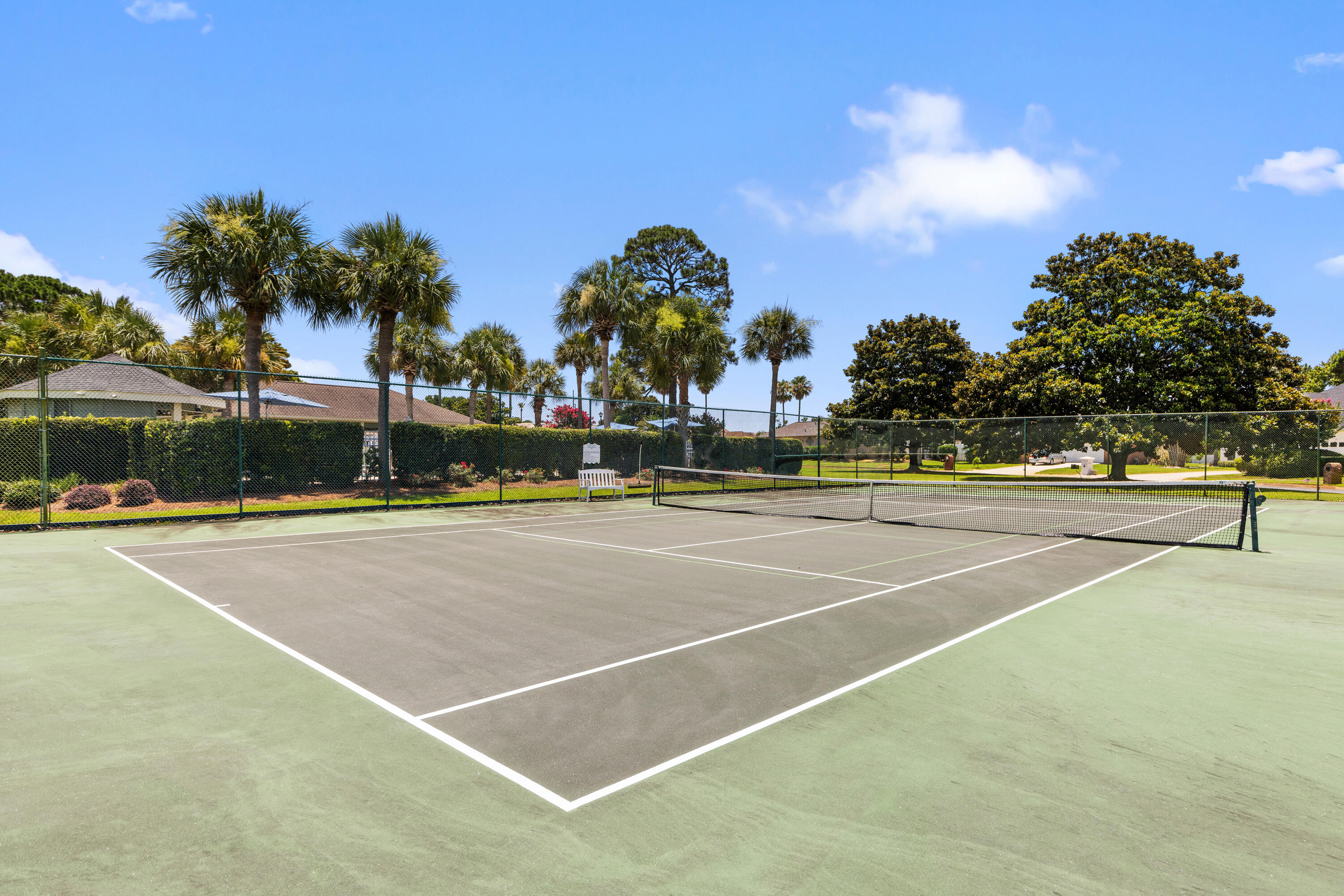 BAYSIDE - Residential