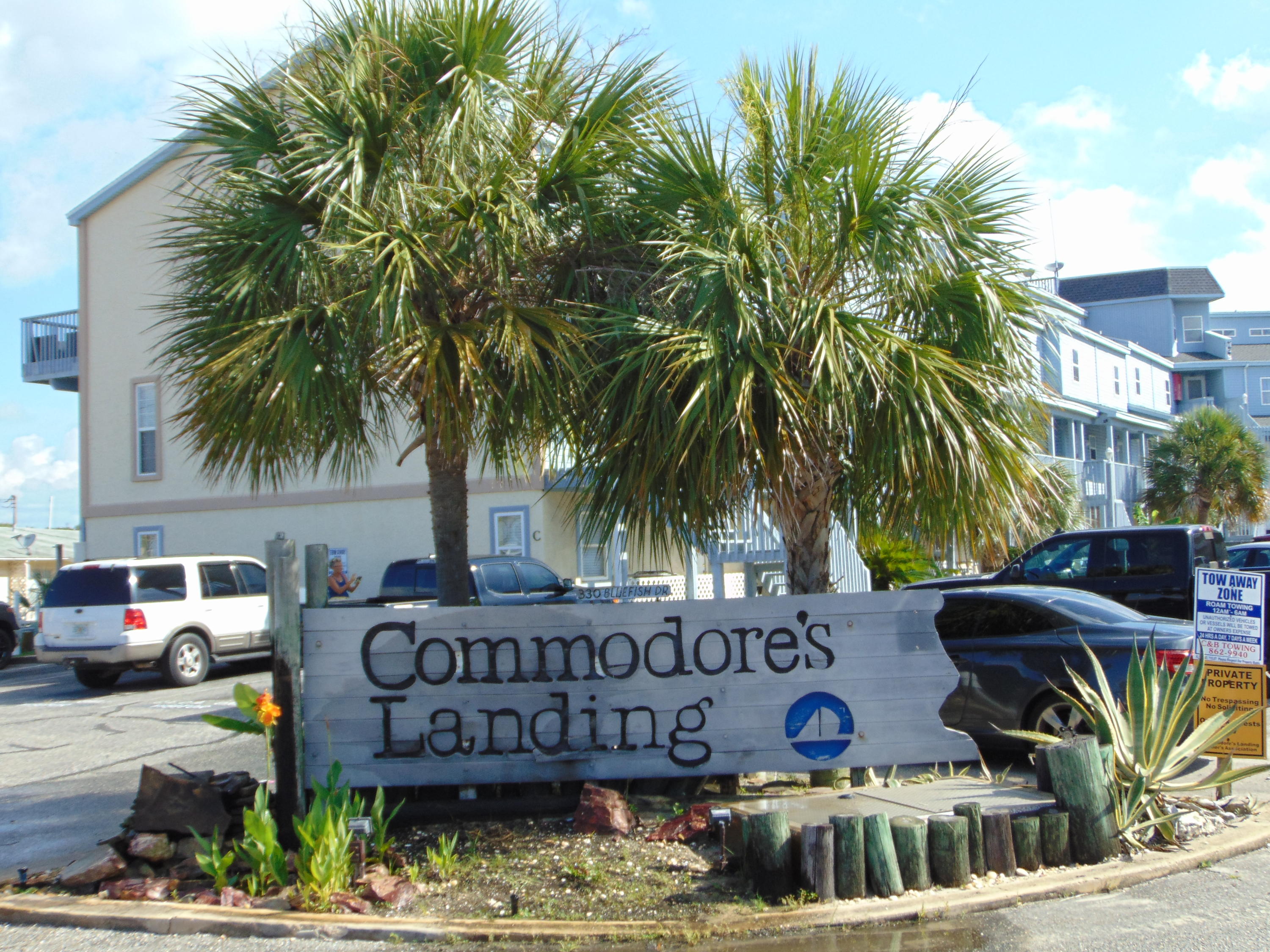 COMMODORES LANDING - Residential