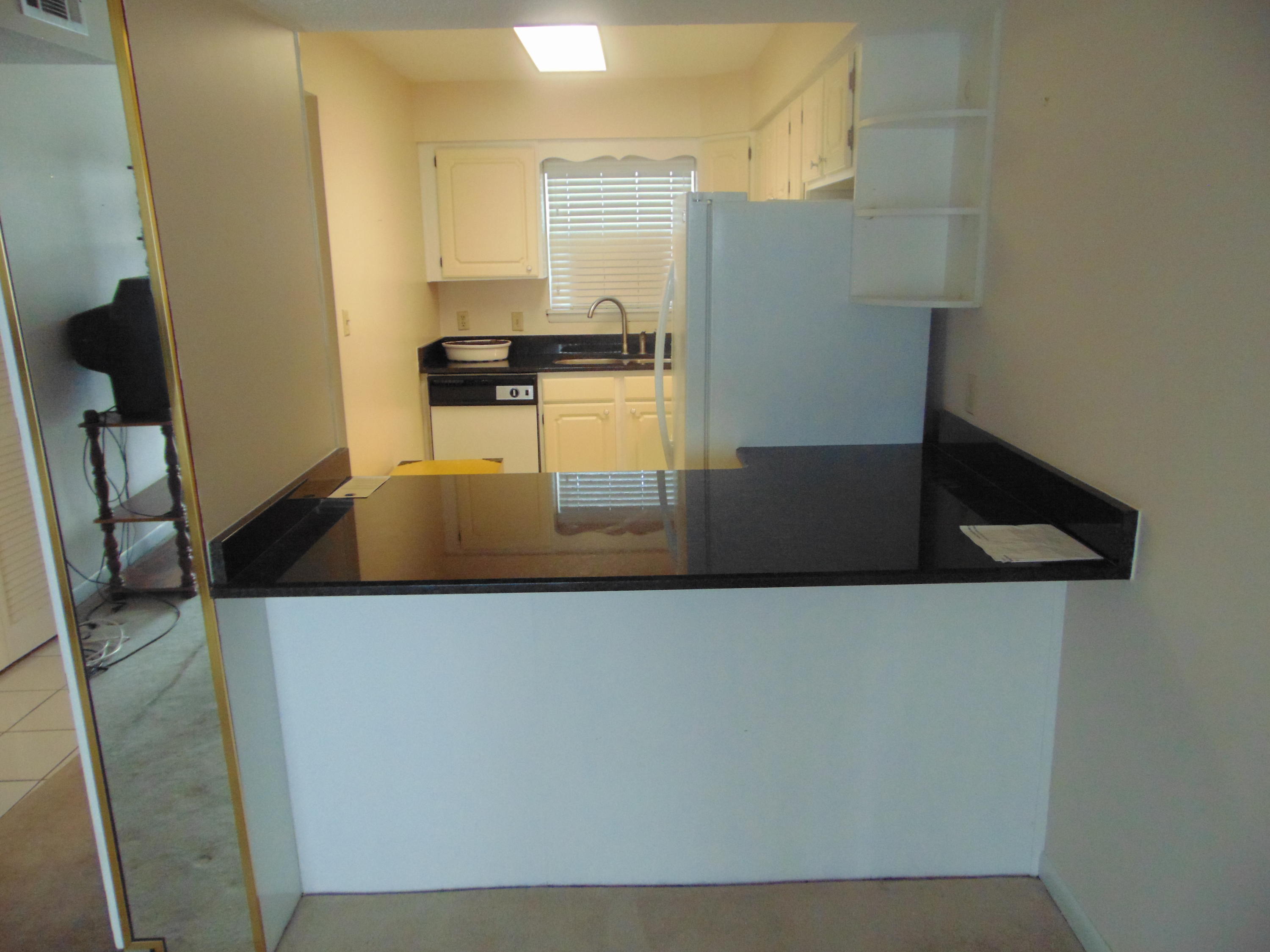 COMMODORES LANDING - Residential