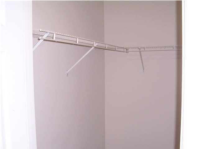 OAKS THE - Residential Lease