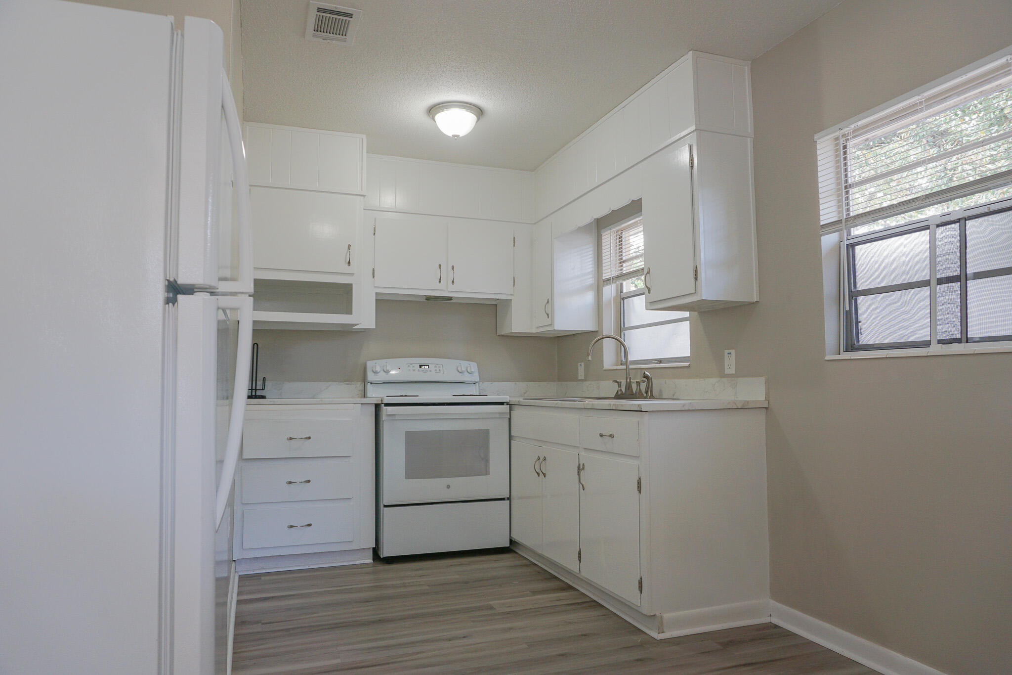 BEULAH ST - Residential Lease