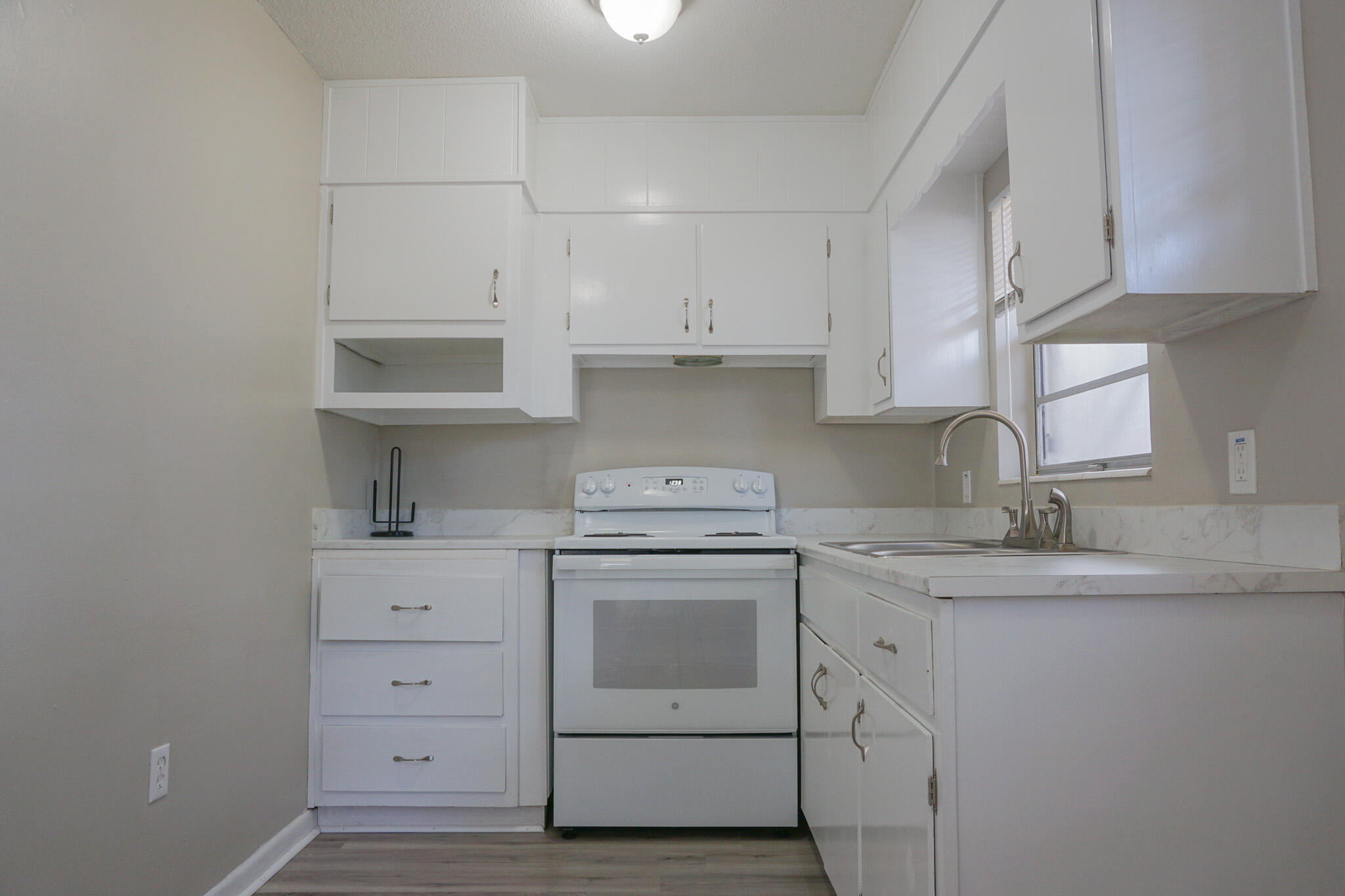 BEULAH ST - Residential Lease