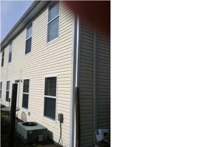 SHELL PARK CONDO - Residential