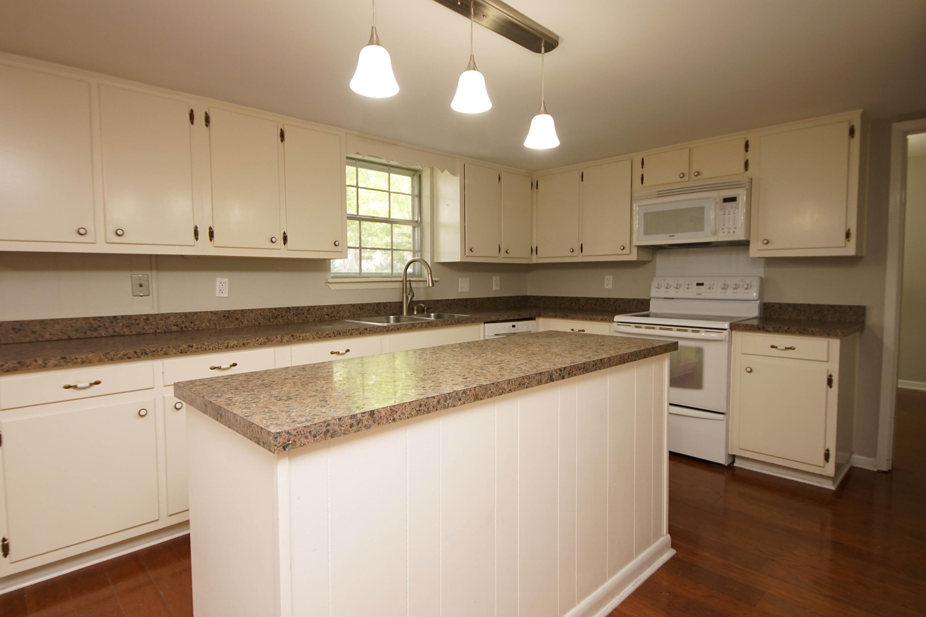 KENWOOD S/D - Residential