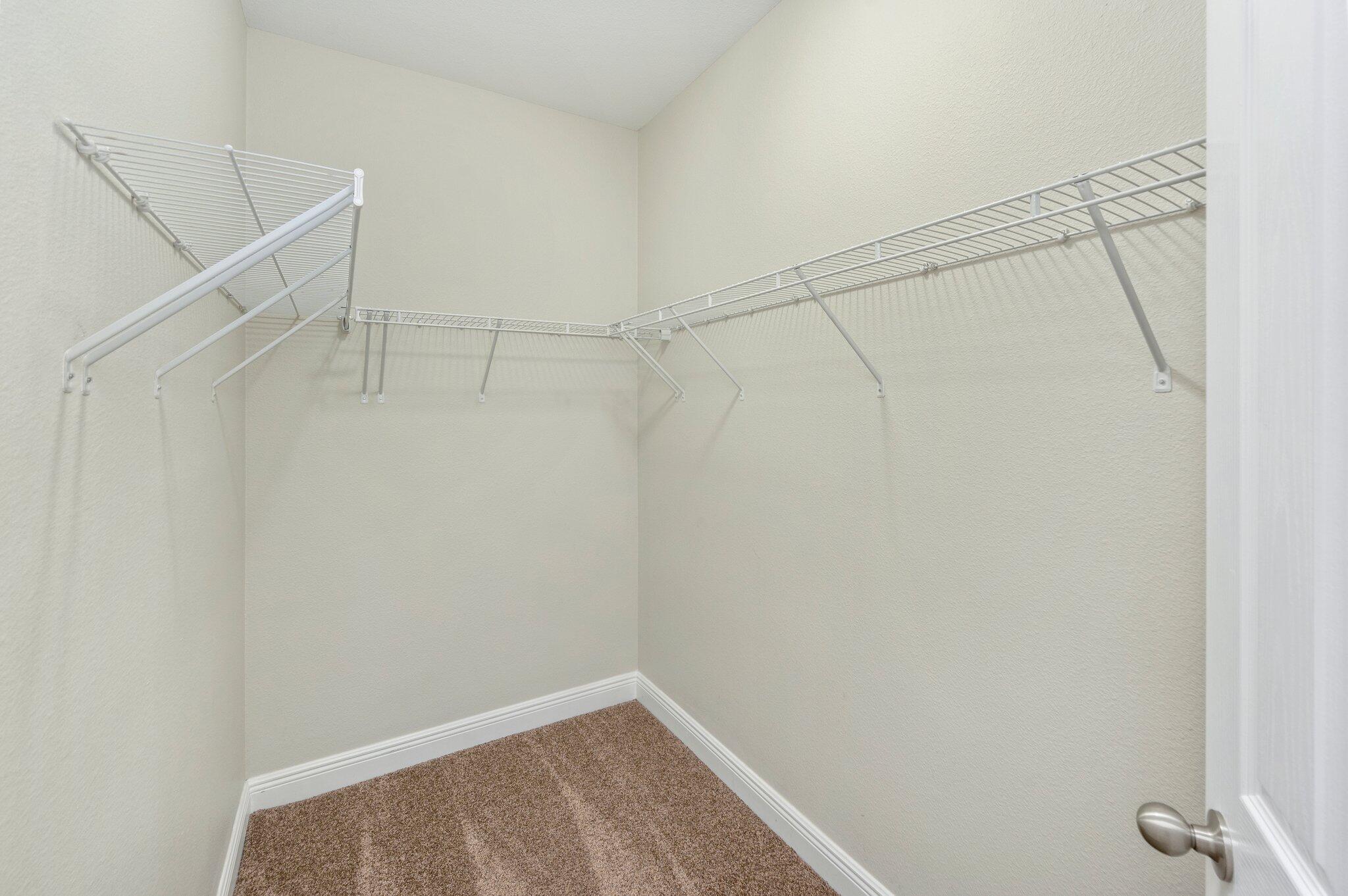 ROLLING RIDGE - Residential Lease