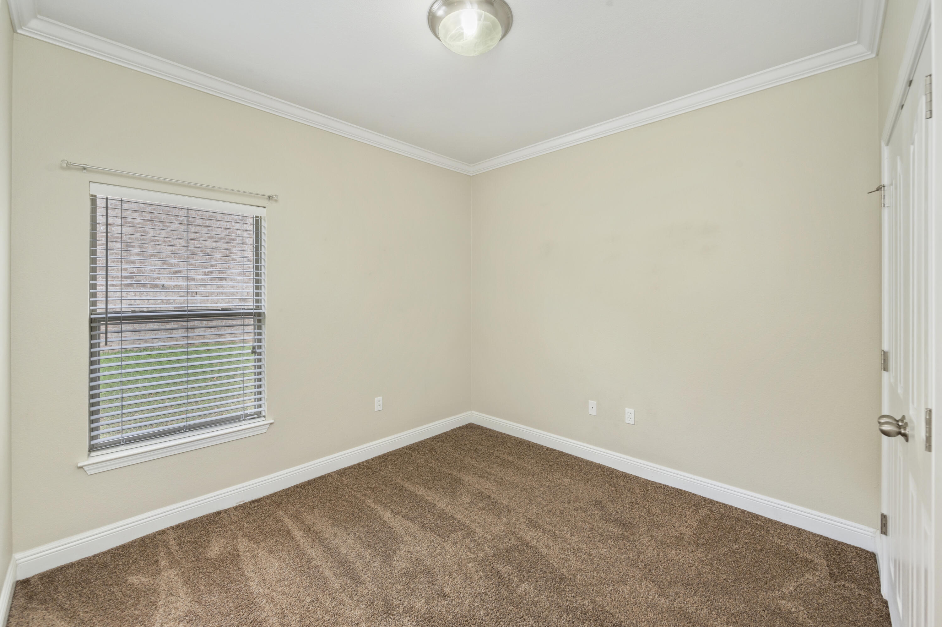 ROLLING RIDGE - Residential Lease