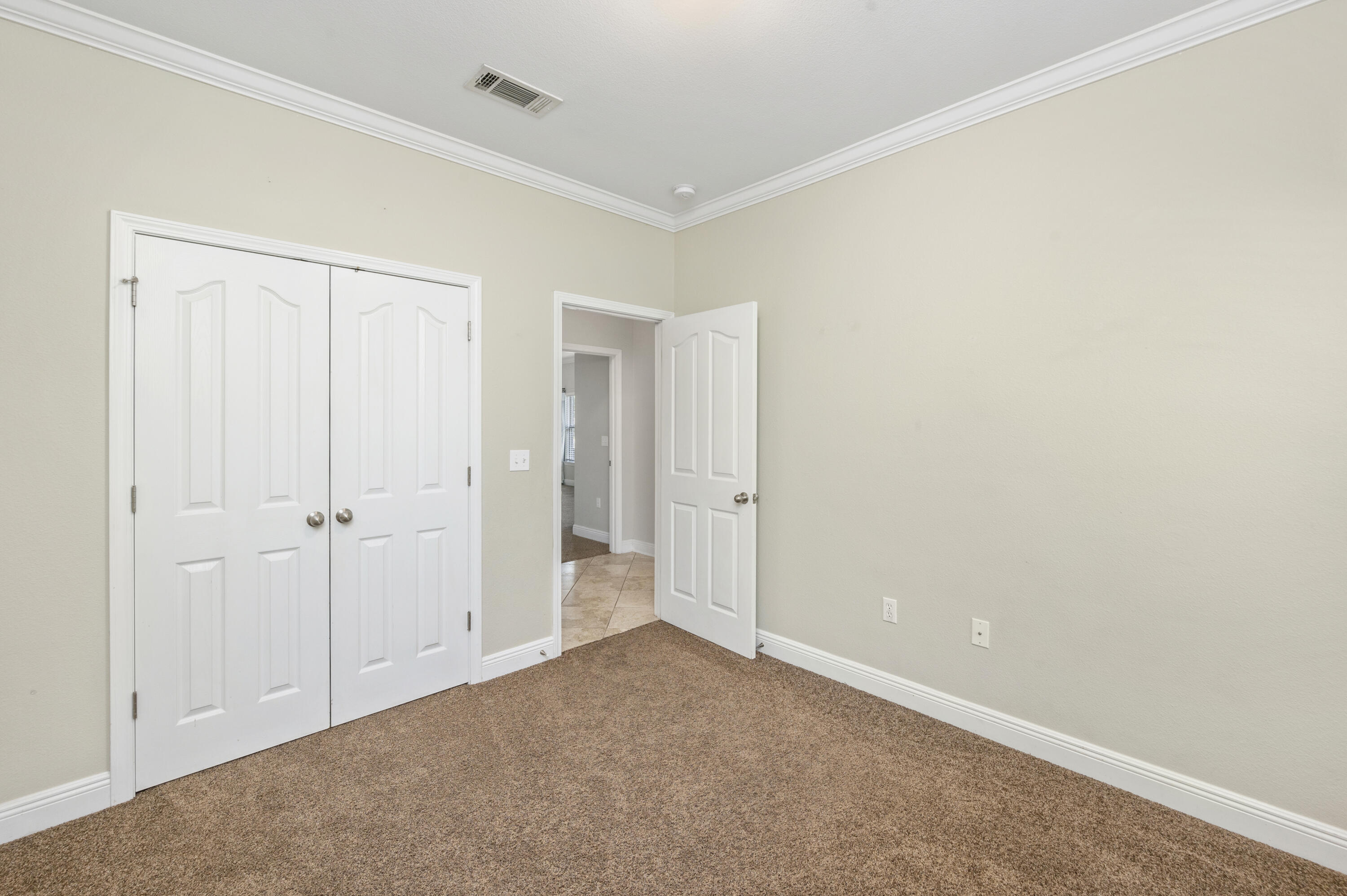 ROLLING RIDGE - Residential Lease