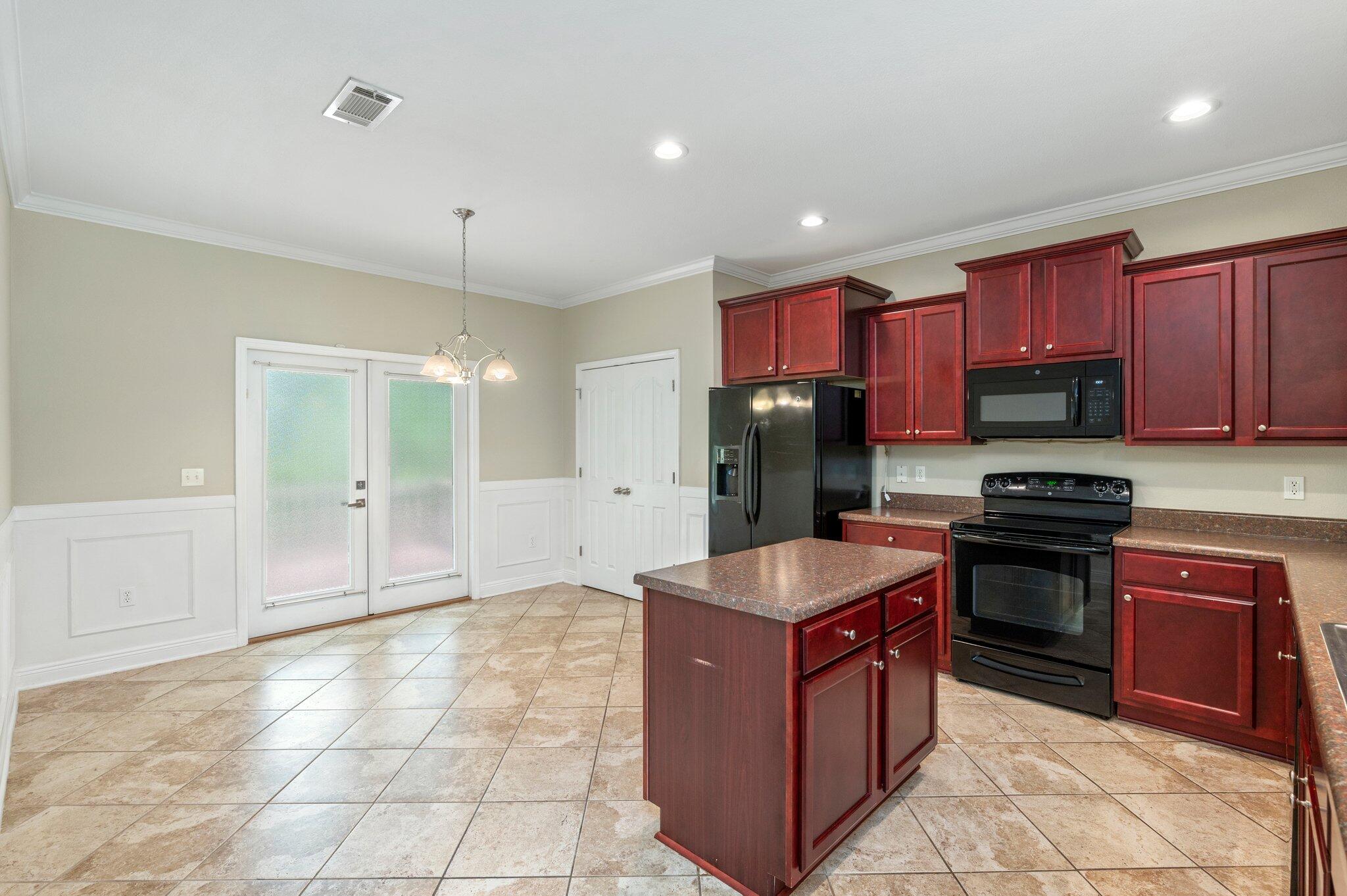 ROLLING RIDGE - Residential Lease