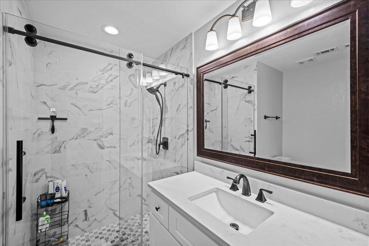 PALM ESTATES UNIT 3 - Residential