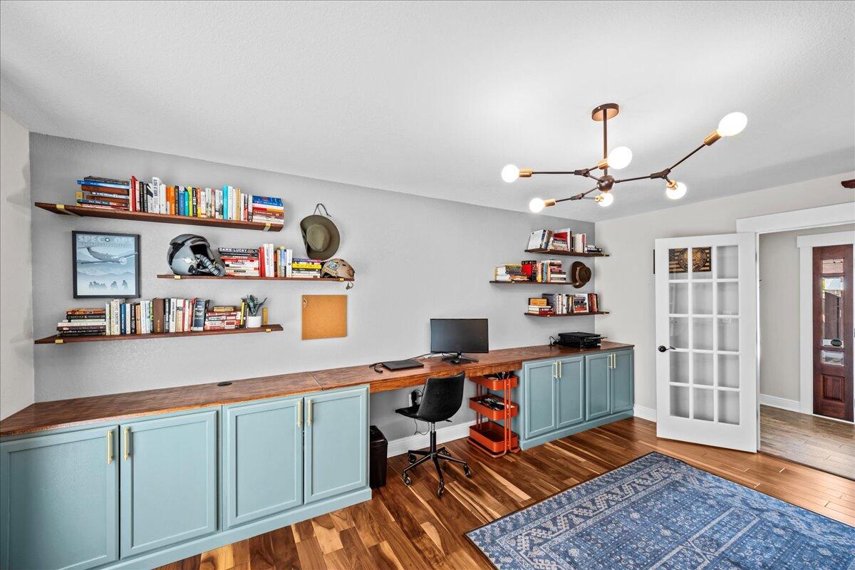 PALM ESTATES UNIT 3 - Residential