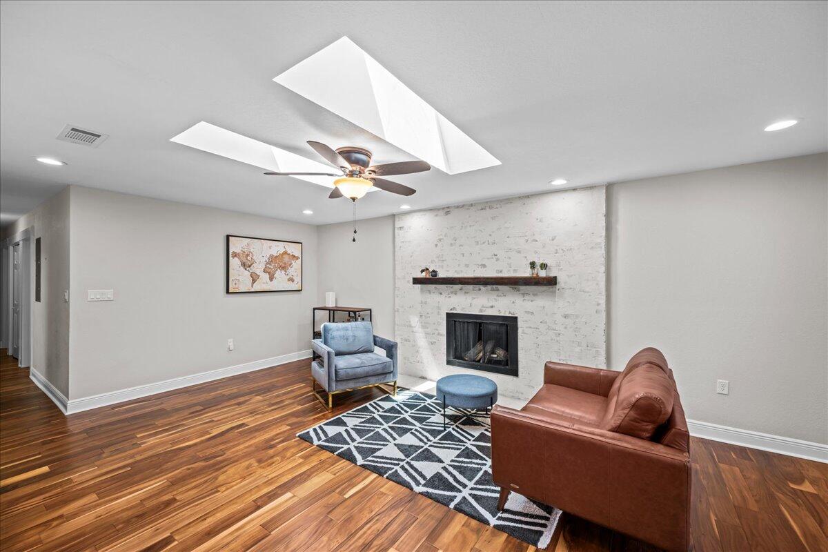 PALM ESTATES UNIT 3 - Residential