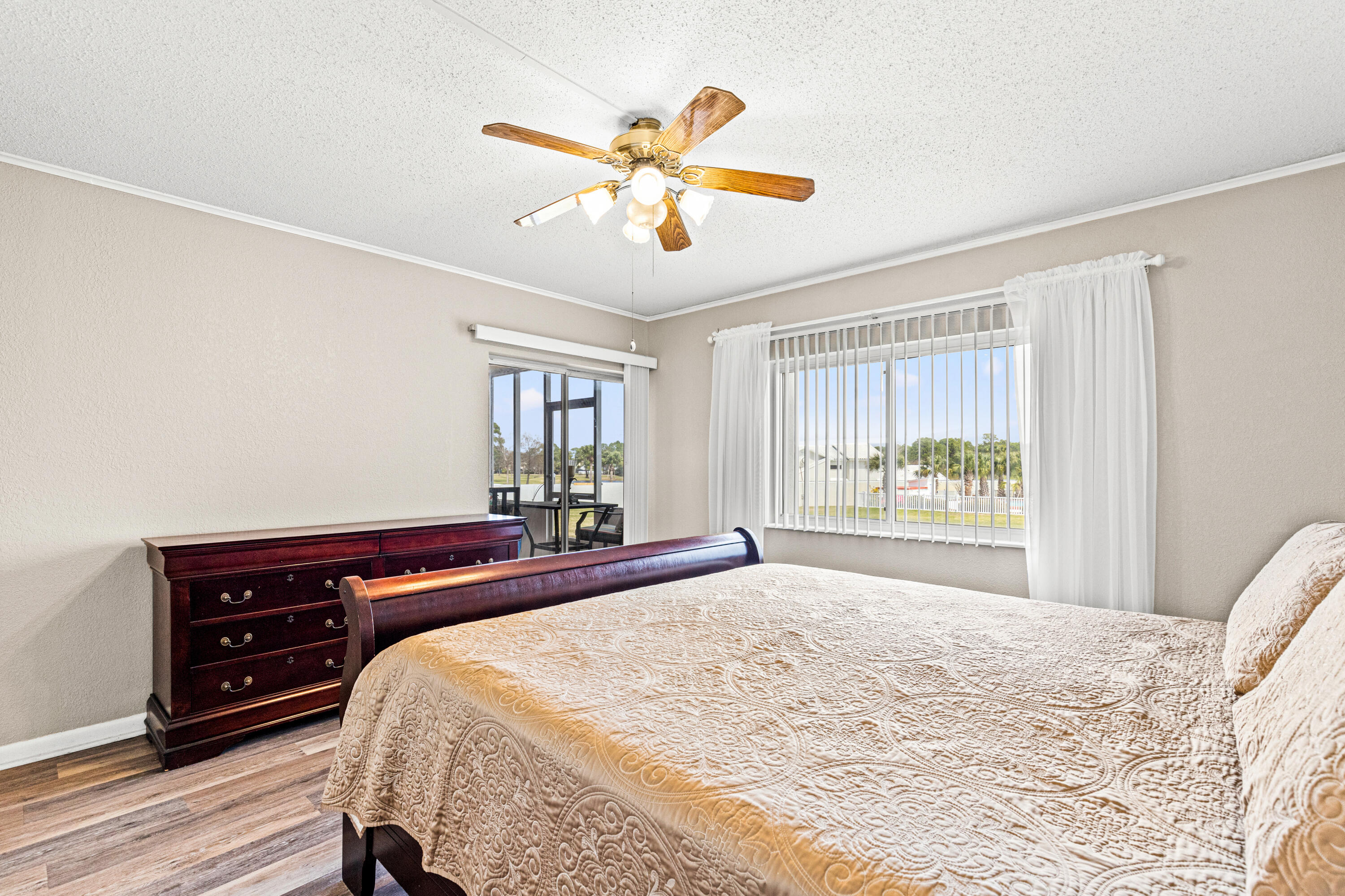 LEISURE 1 CONDO - Residential