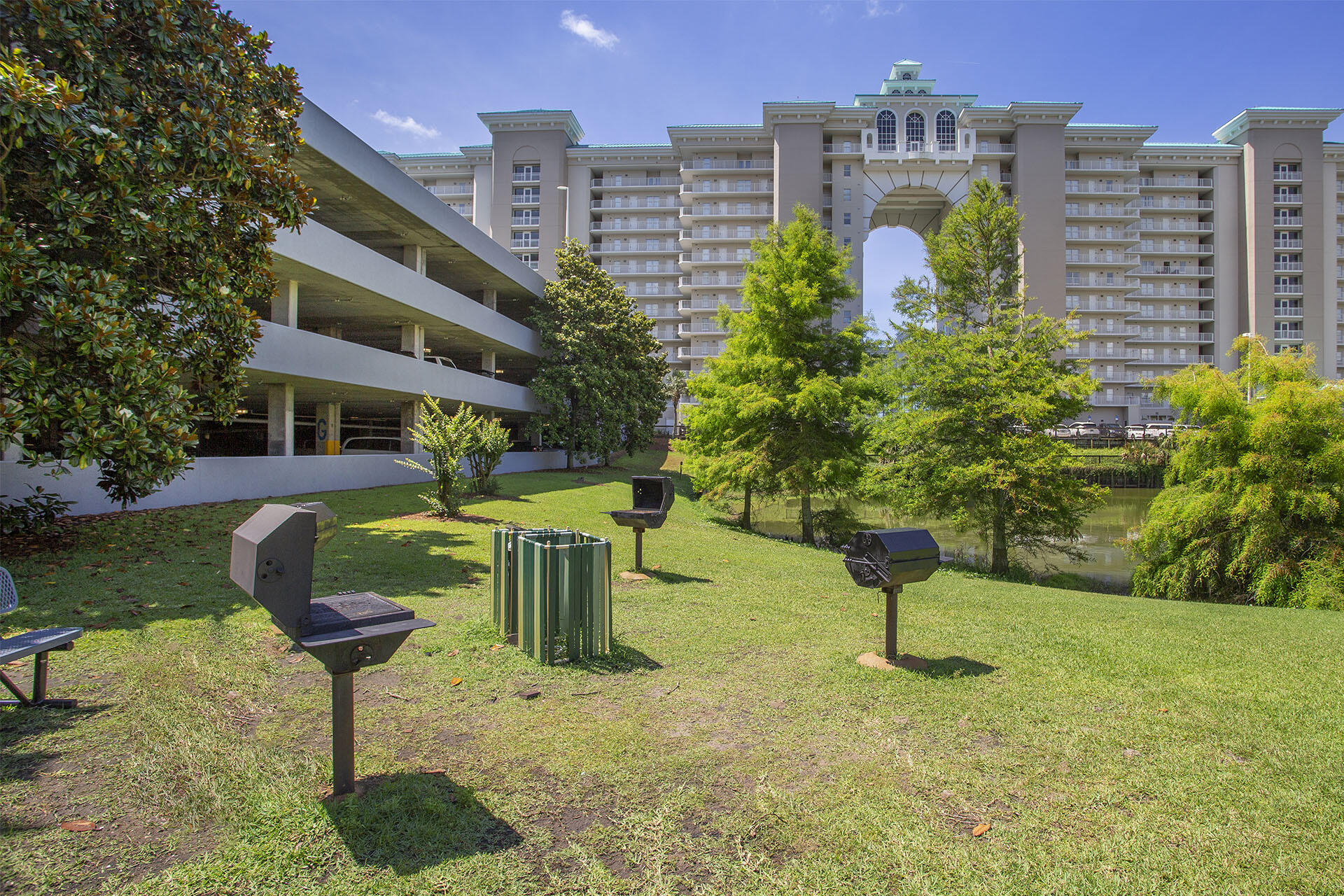 MAJESTIC SUN - Residential