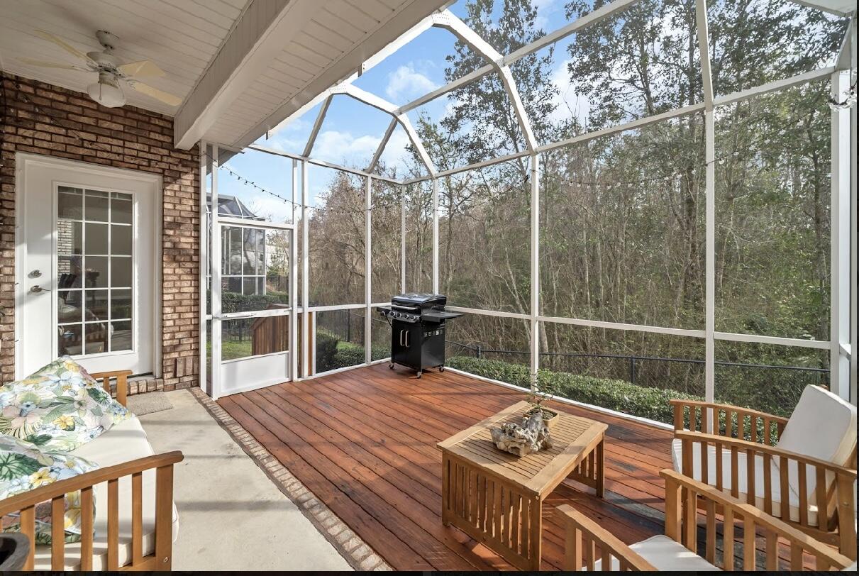 TRADITIONS AT WALTON OAKS - Residential