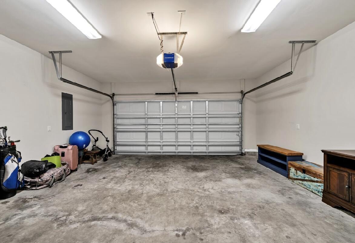 TRADITIONS AT WALTON OAKS - Residential