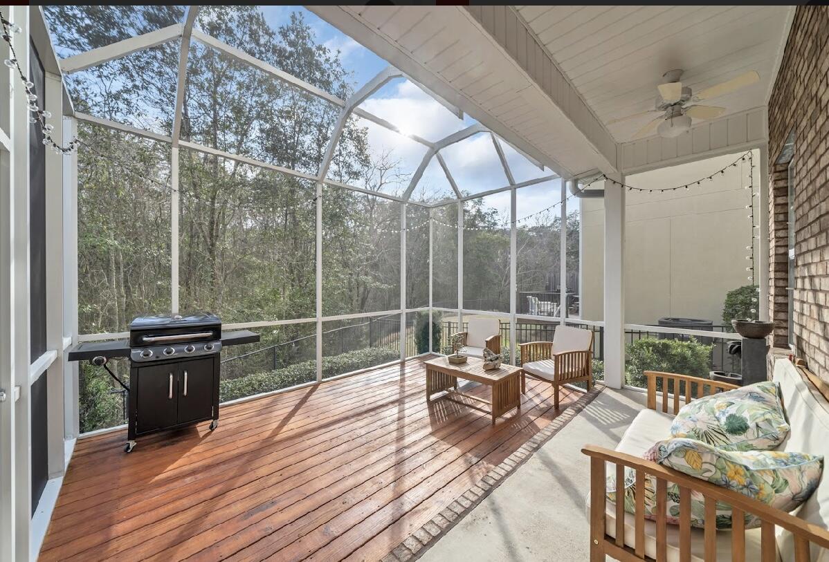 TRADITIONS AT WALTON OAKS - Residential