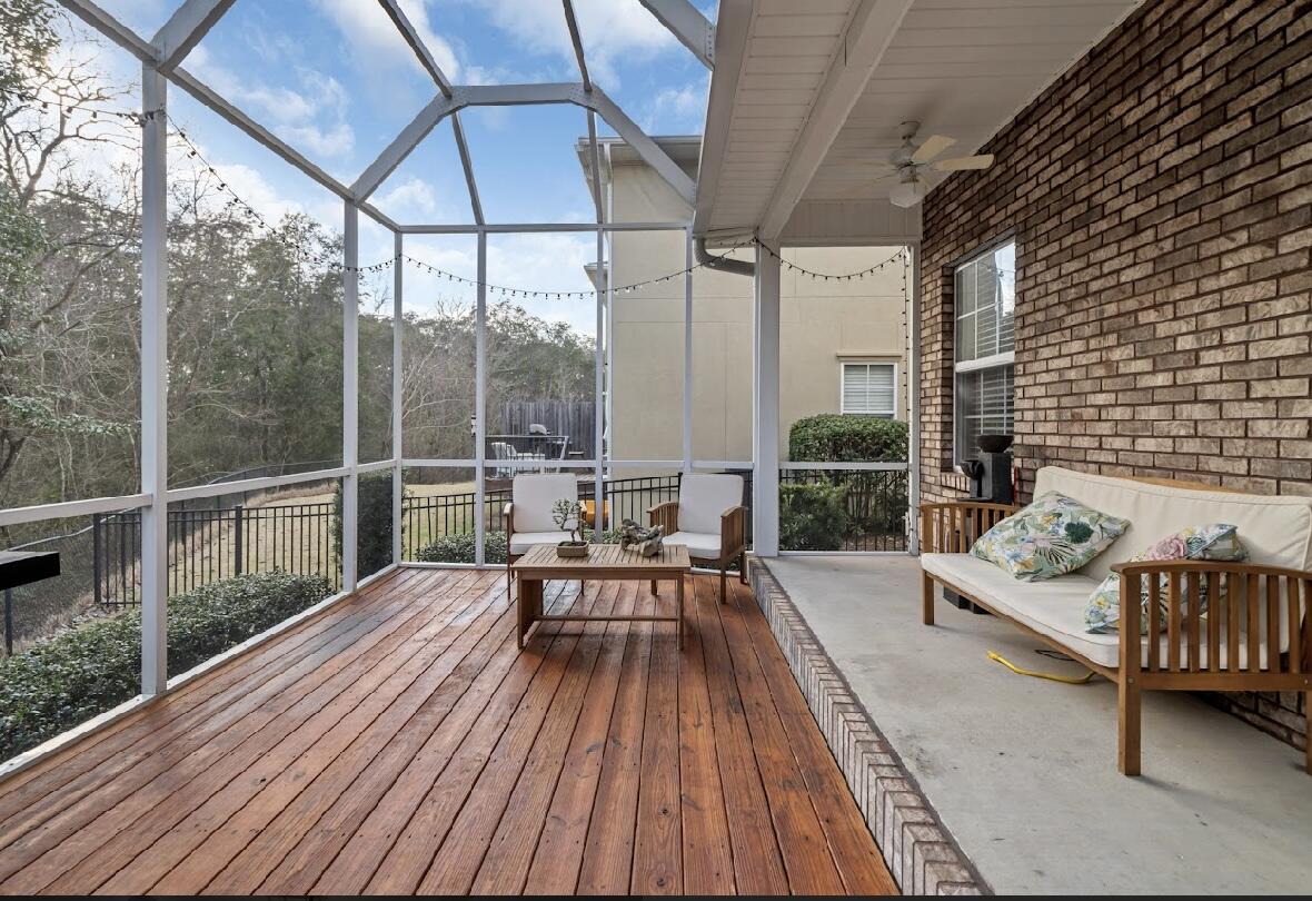 TRADITIONS AT WALTON OAKS - Residential