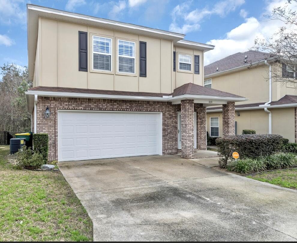 TRADITIONS AT WALTON OAKS - Residential