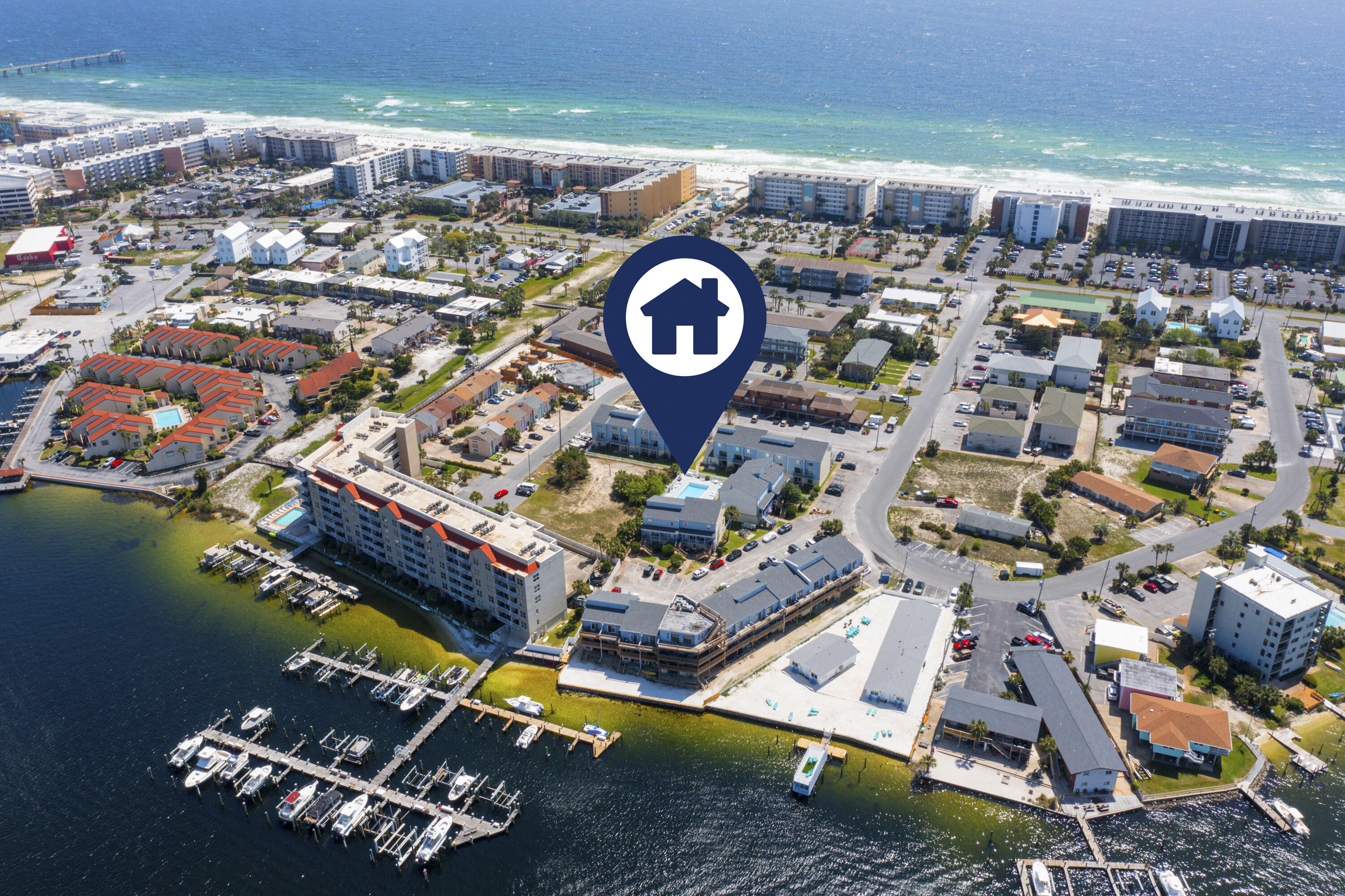 COMMODORES LANDING - Residential