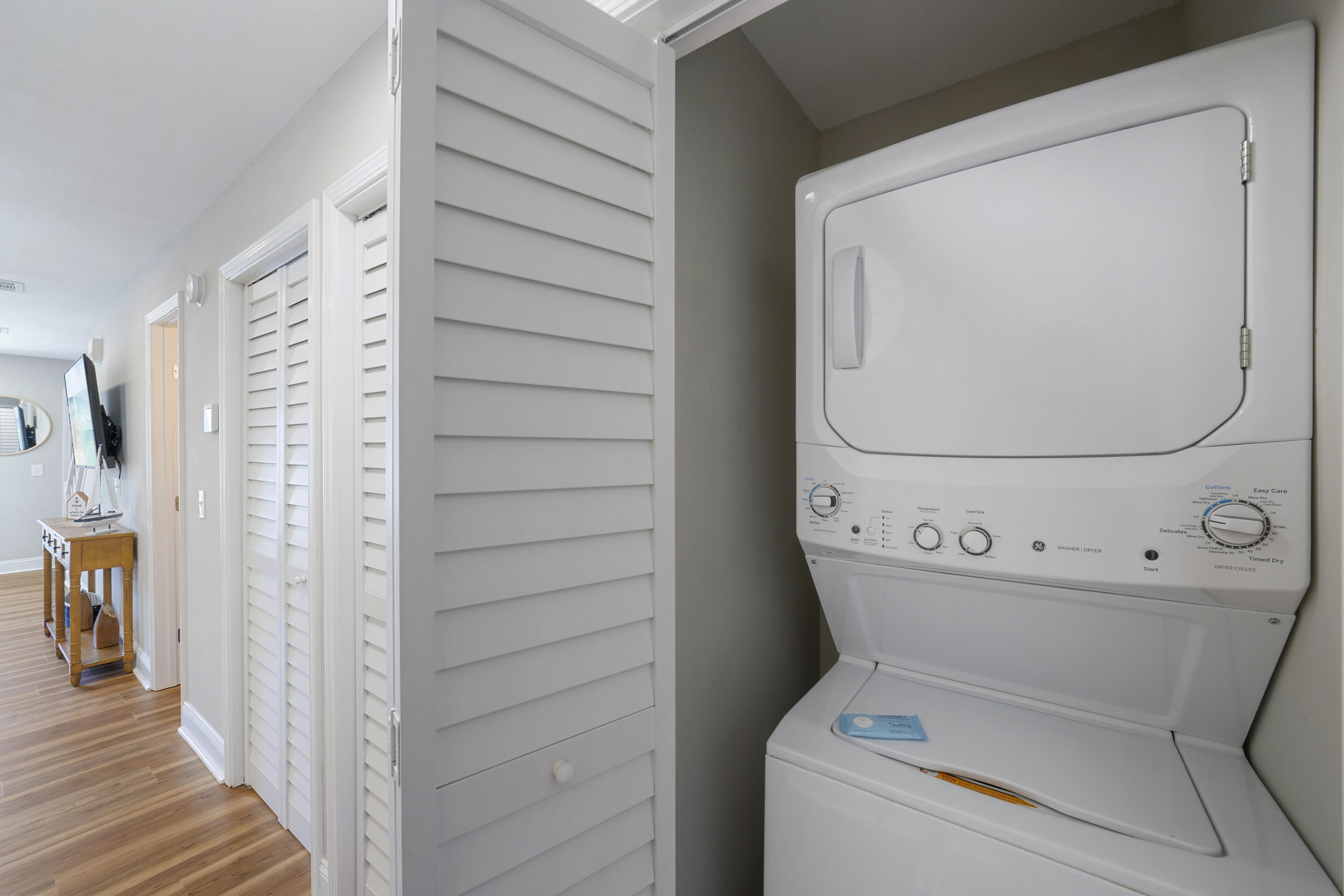 COMMODORES LANDING - Residential