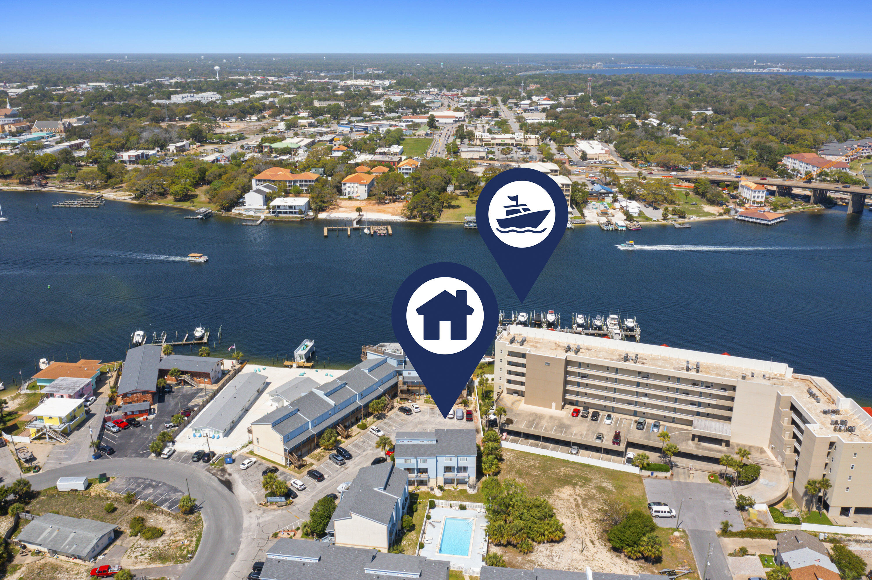 COMMODORES LANDING - Residential