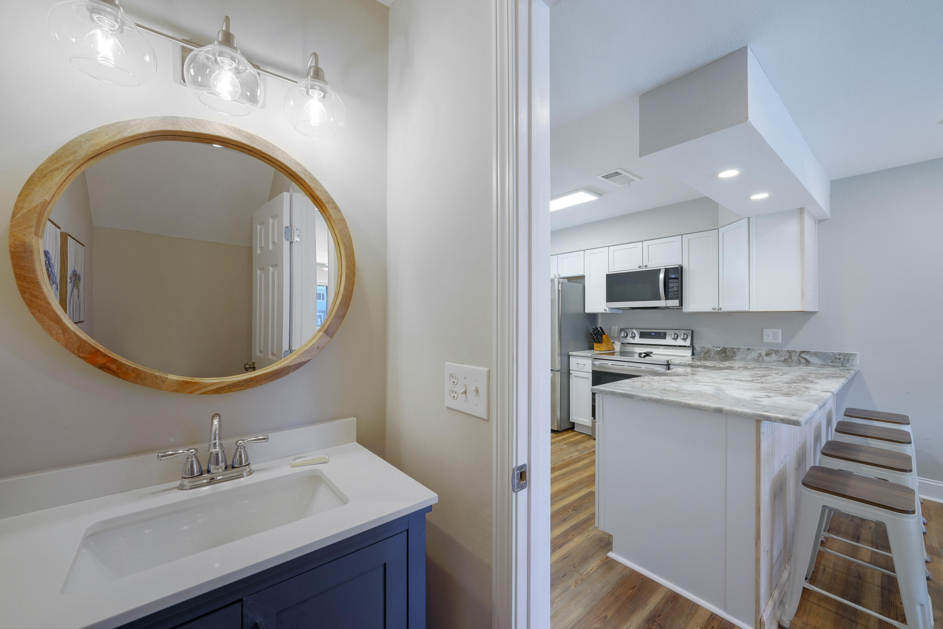 COMMODORES LANDING - Residential