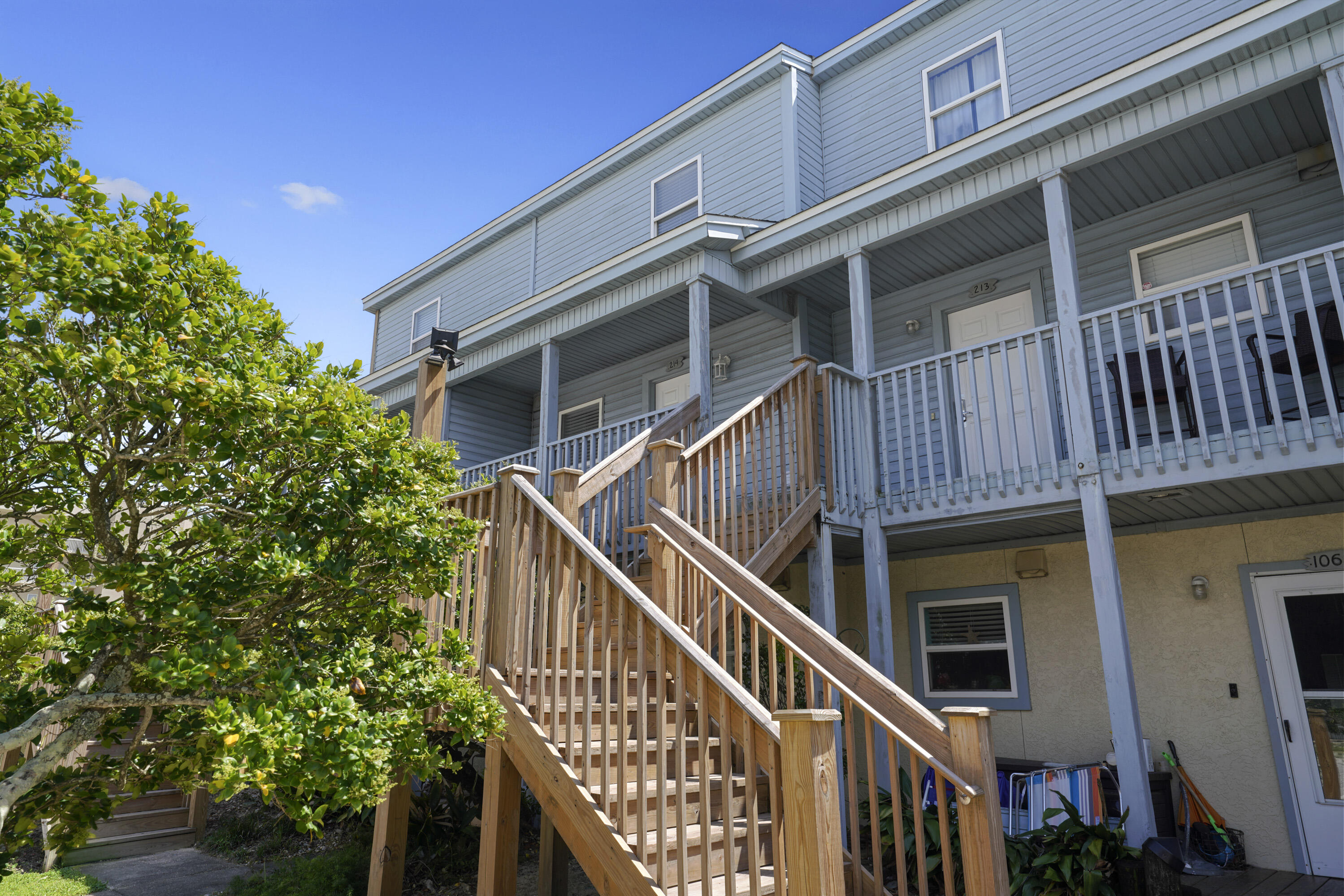 COMMODORES LANDING - Residential
