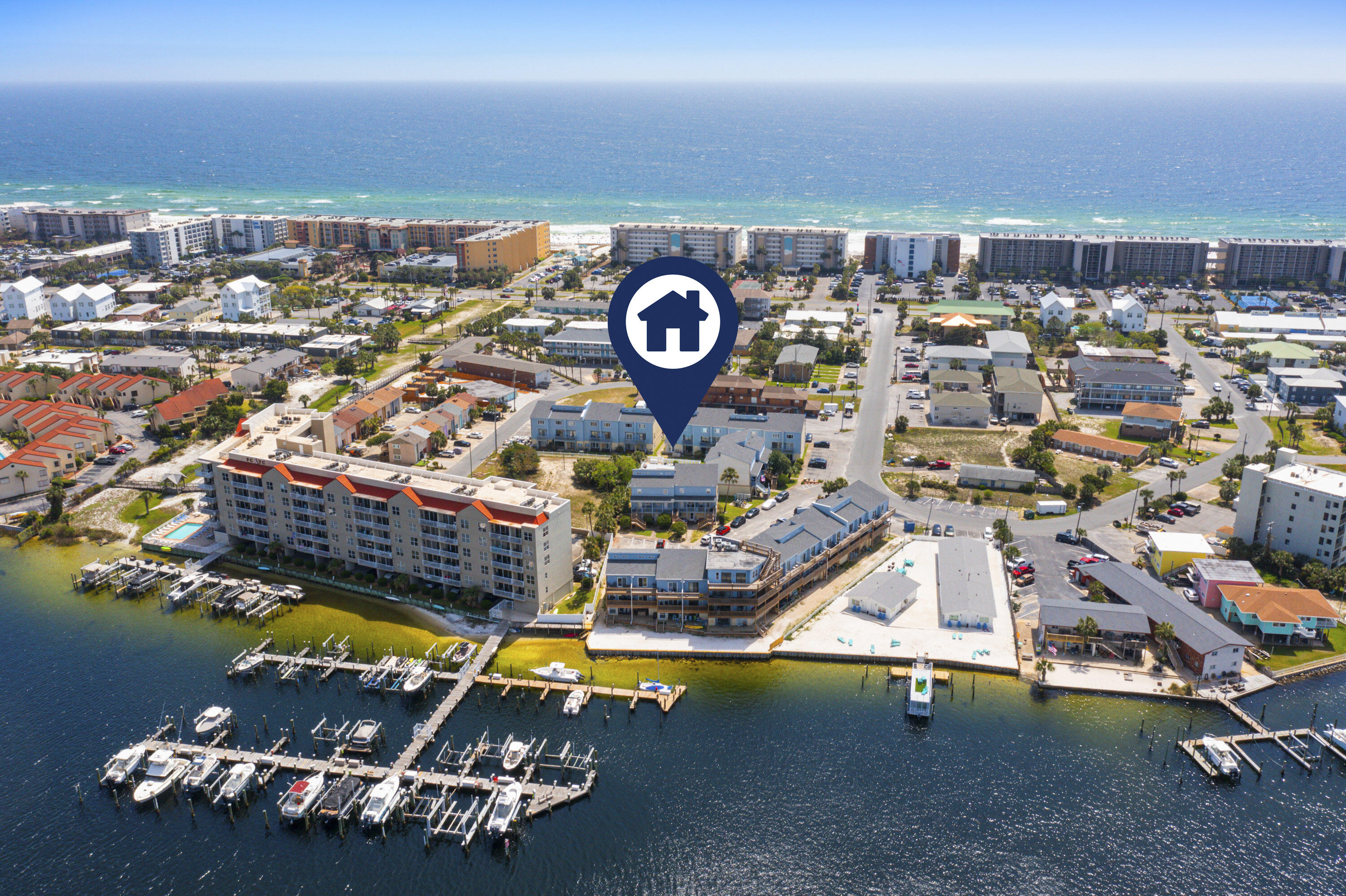 COMMODORES LANDING - Residential
