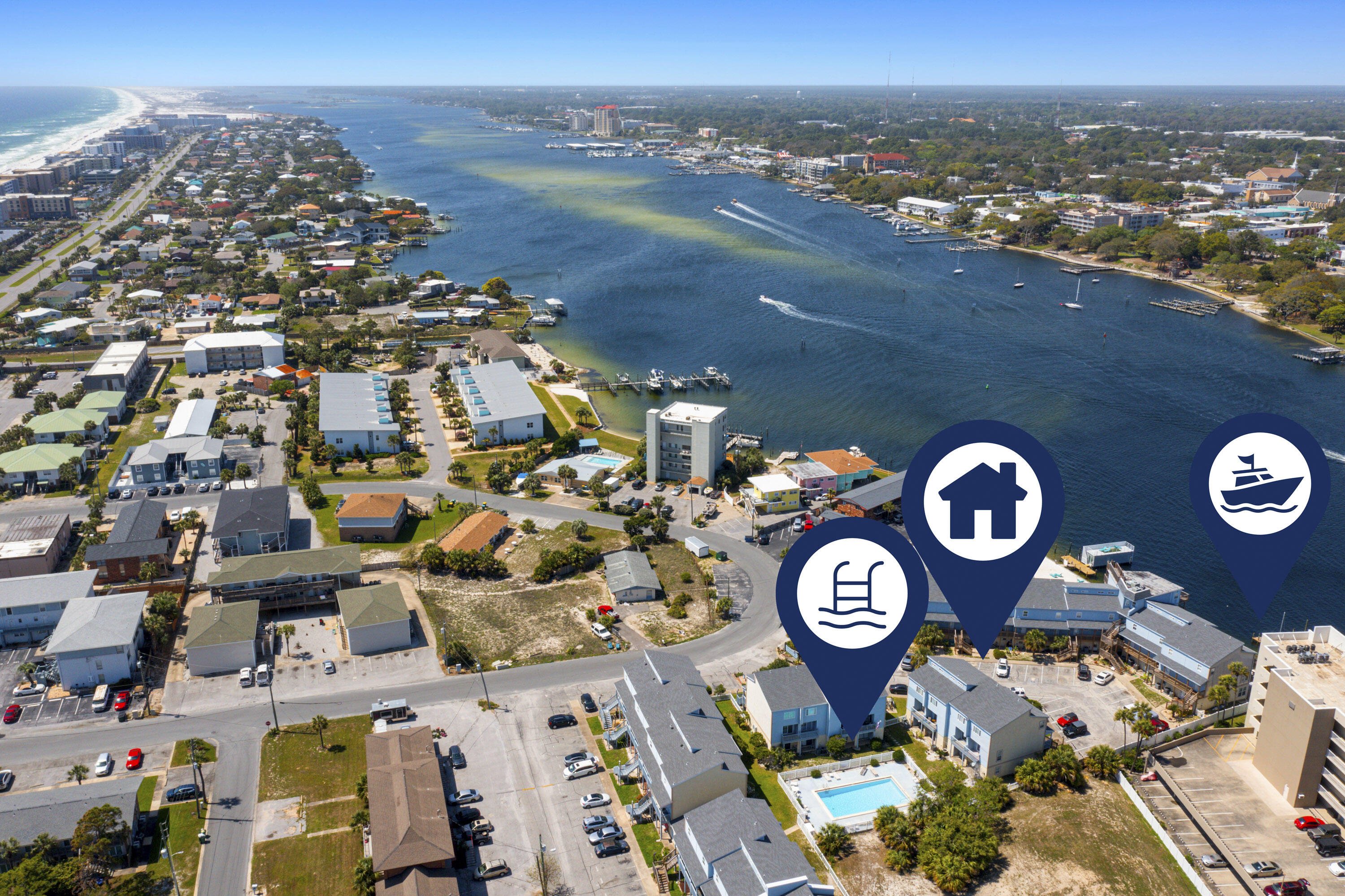 COMMODORES LANDING - Residential