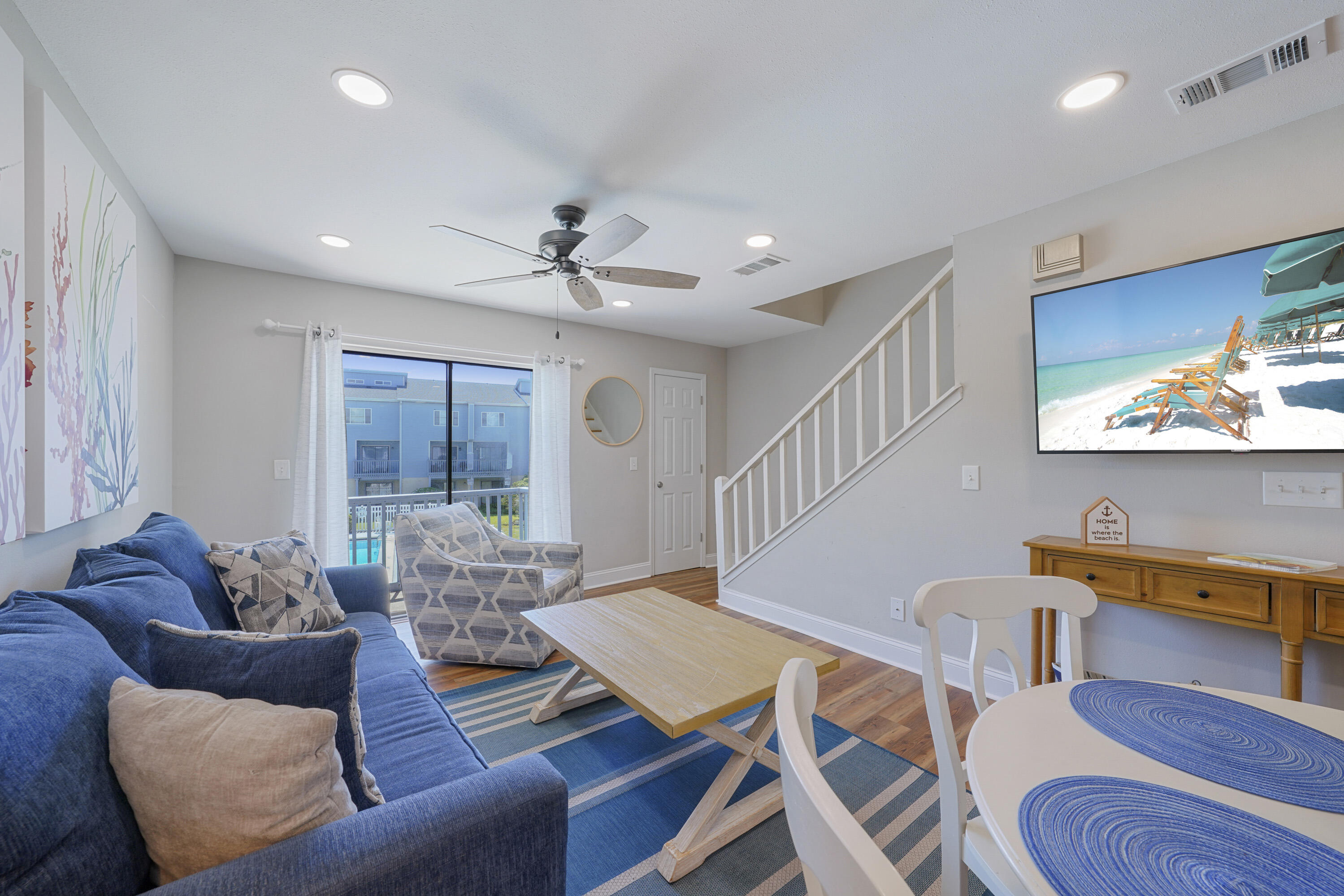 COMMODORES LANDING - Residential