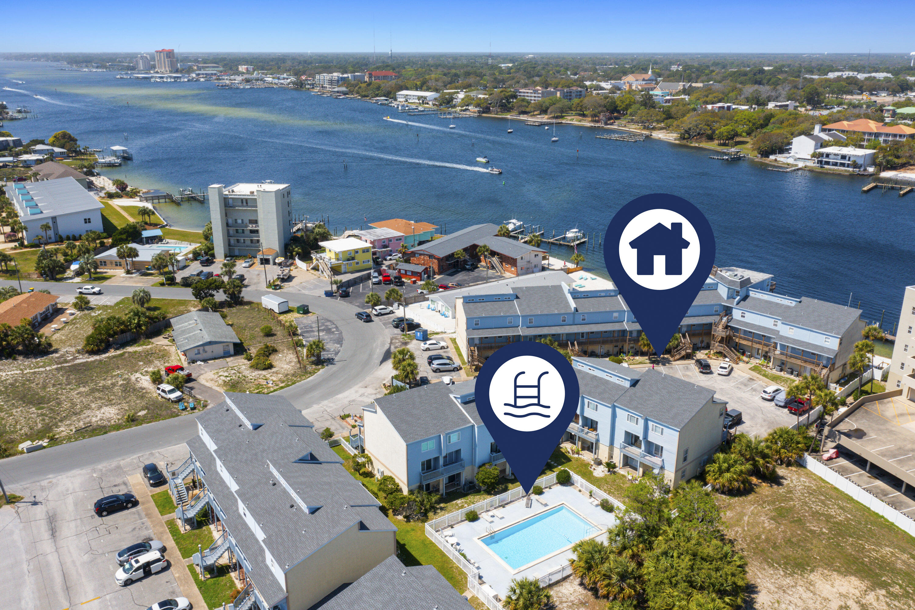 COMMODORES LANDING - Residential