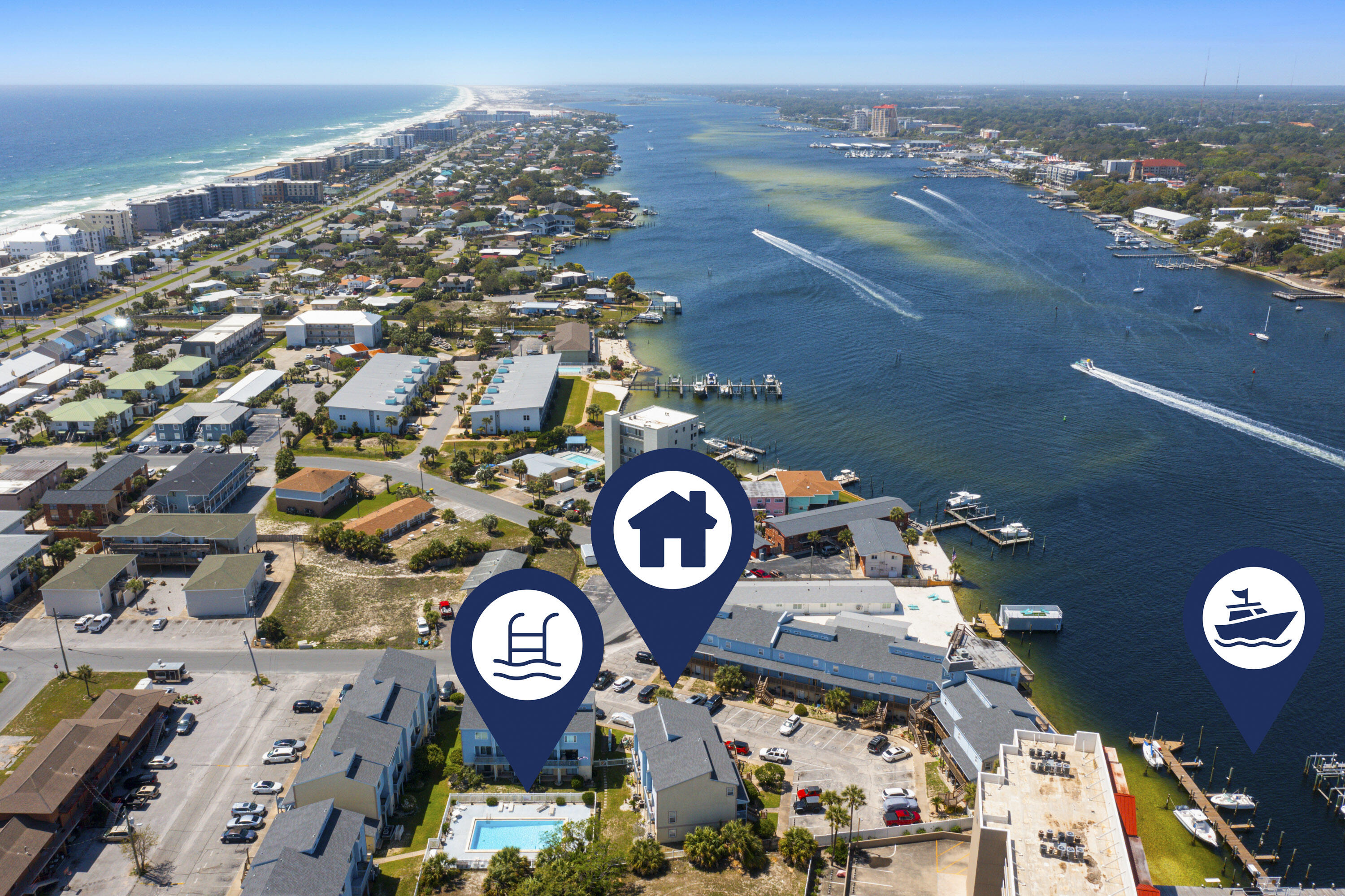 COMMODORES LANDING - Residential