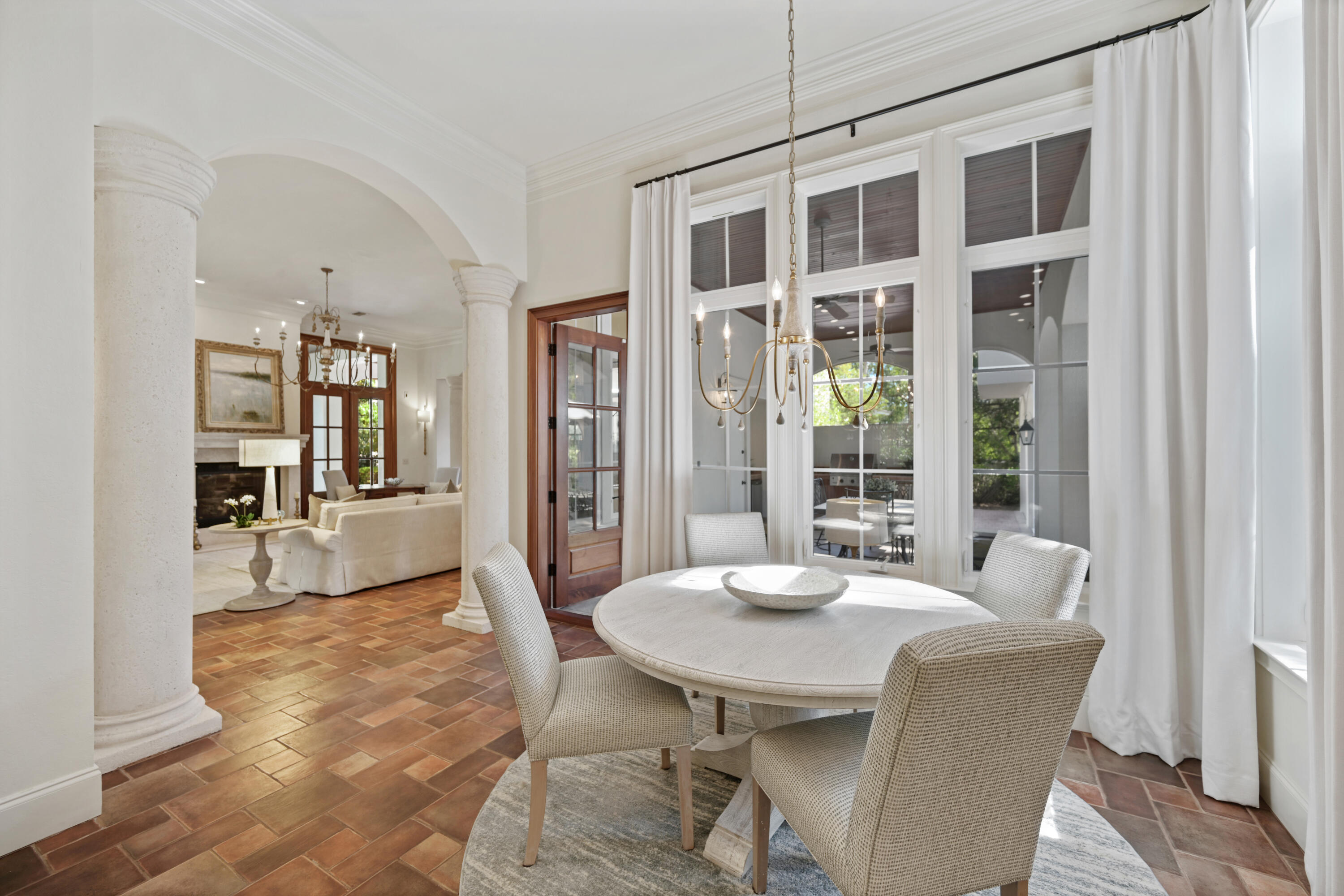 BURNT PINE EAST - Residential