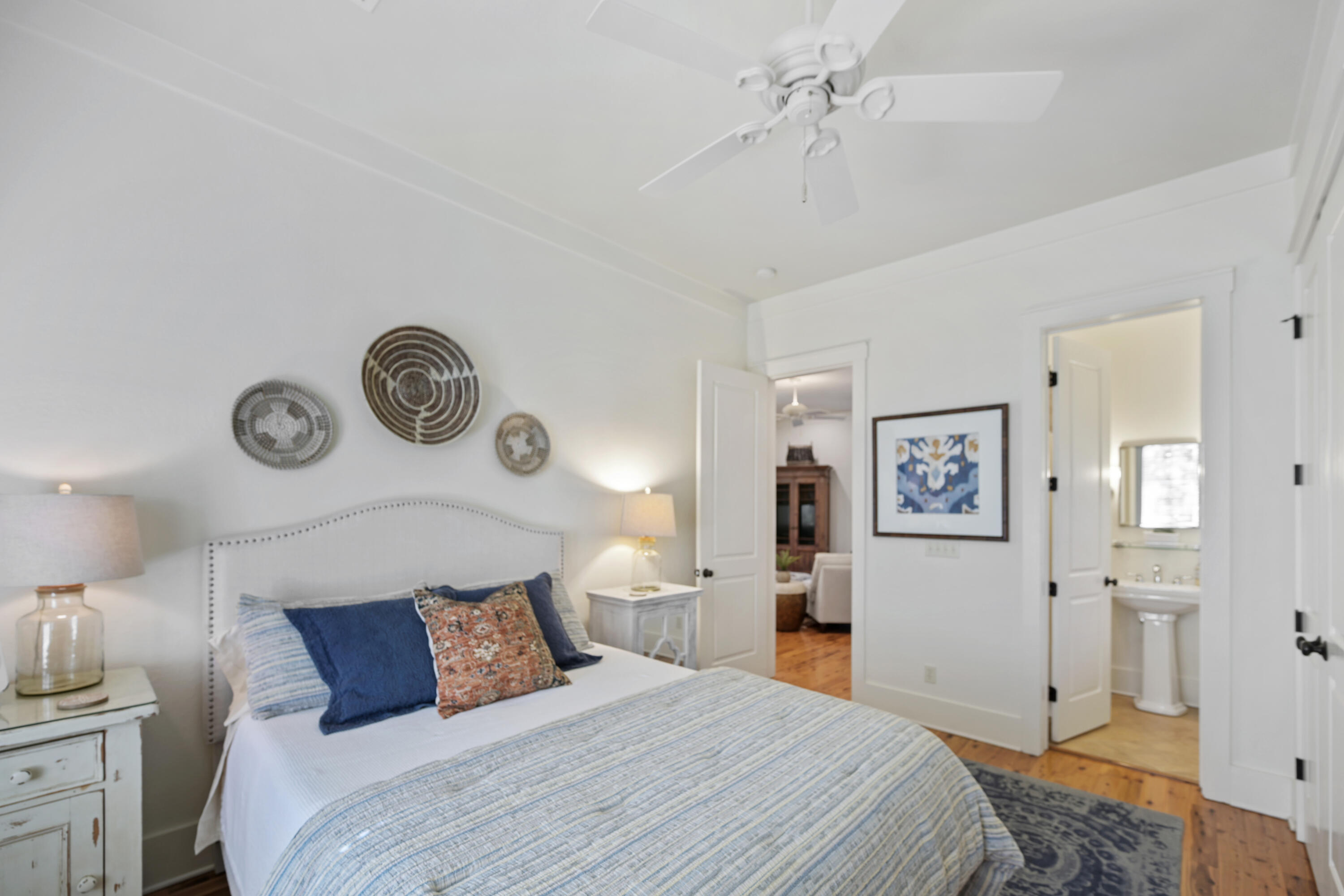 BURNT PINE EAST - Residential