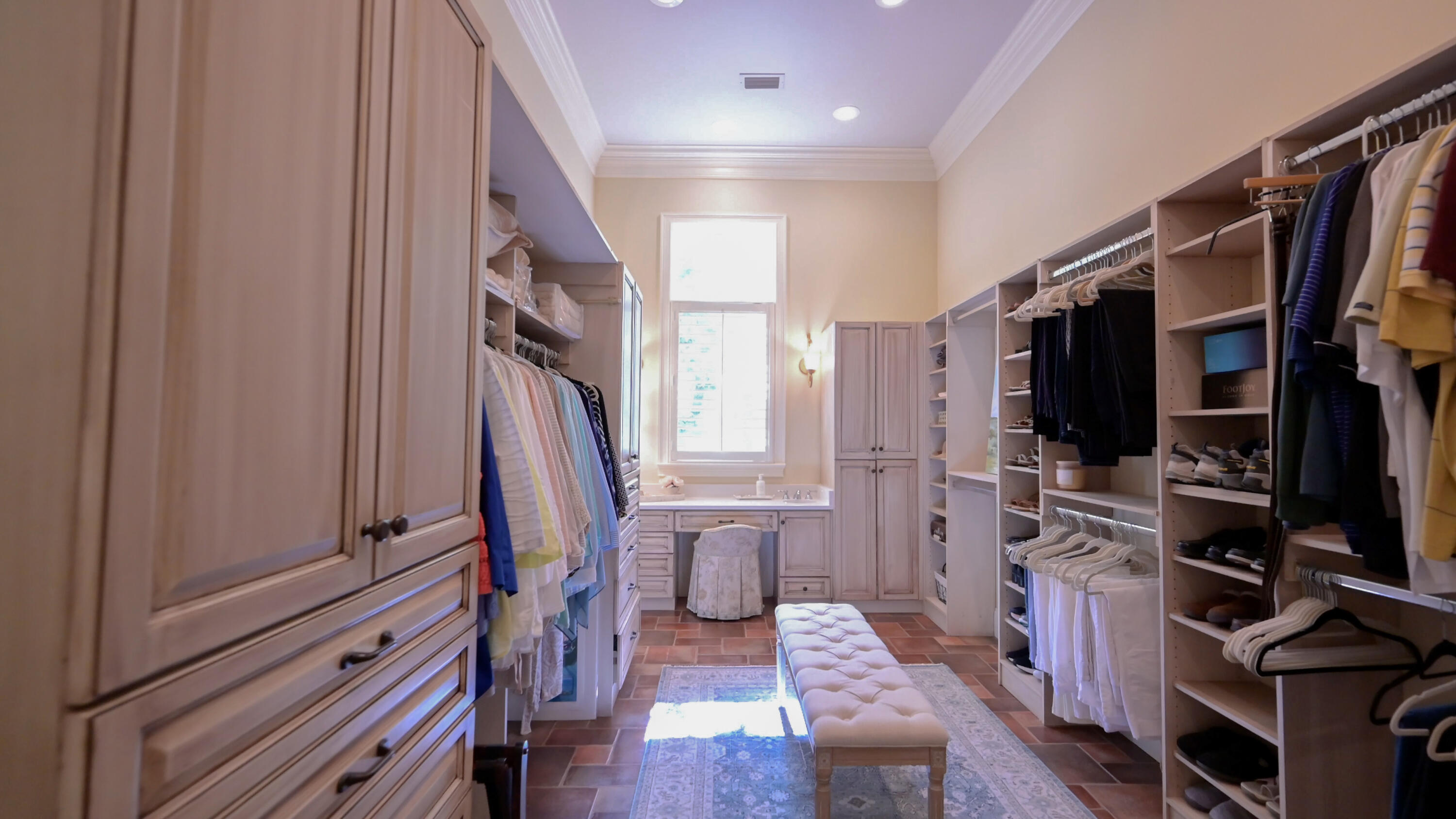BURNT PINE EAST - Residential