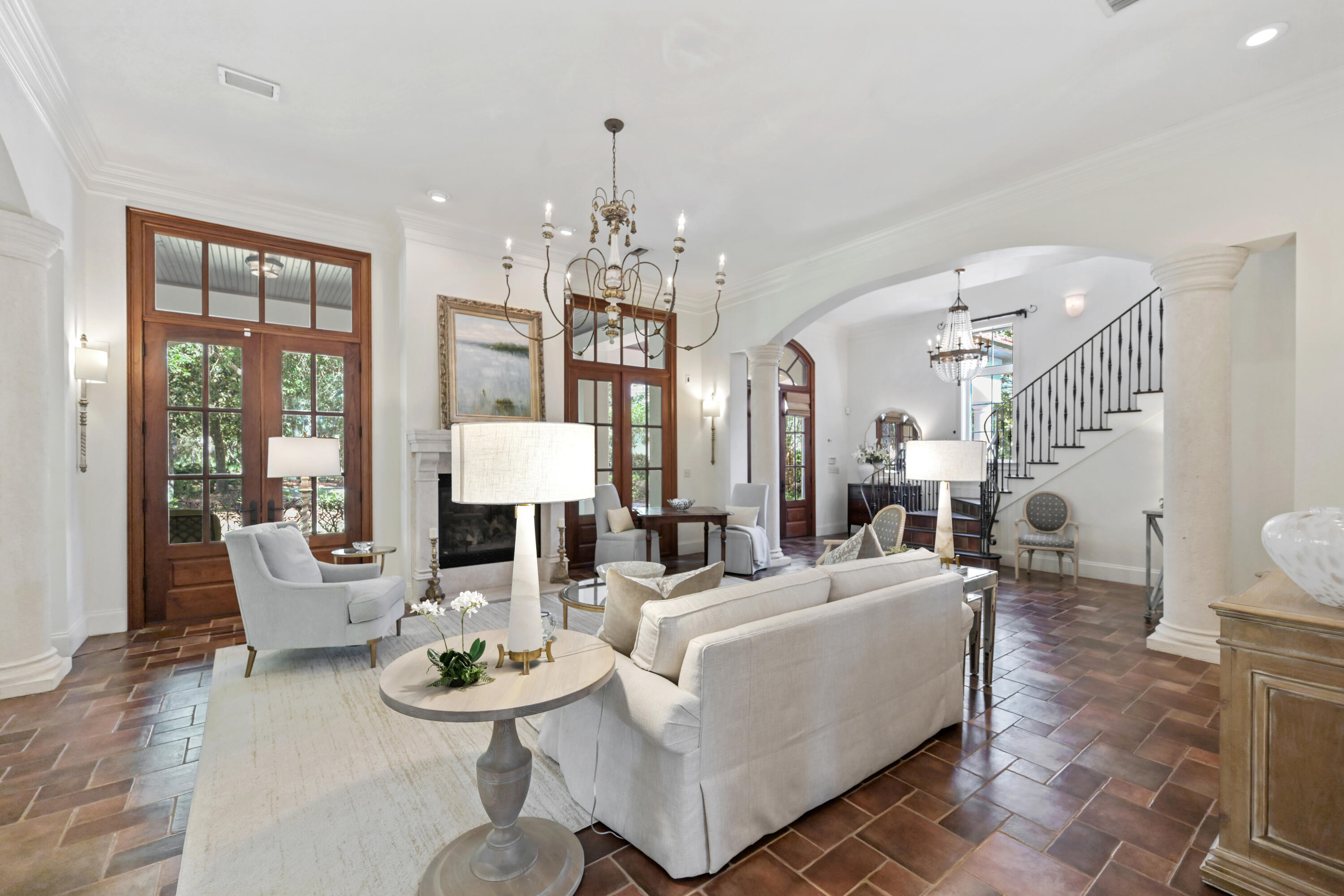 BURNT PINE EAST - Residential