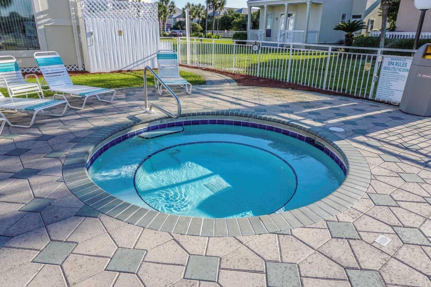 MARAVILLA CONDO 1 - Residential