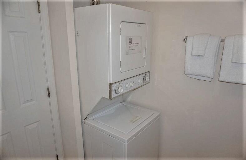 MARAVILLA CONDO 1 - Residential